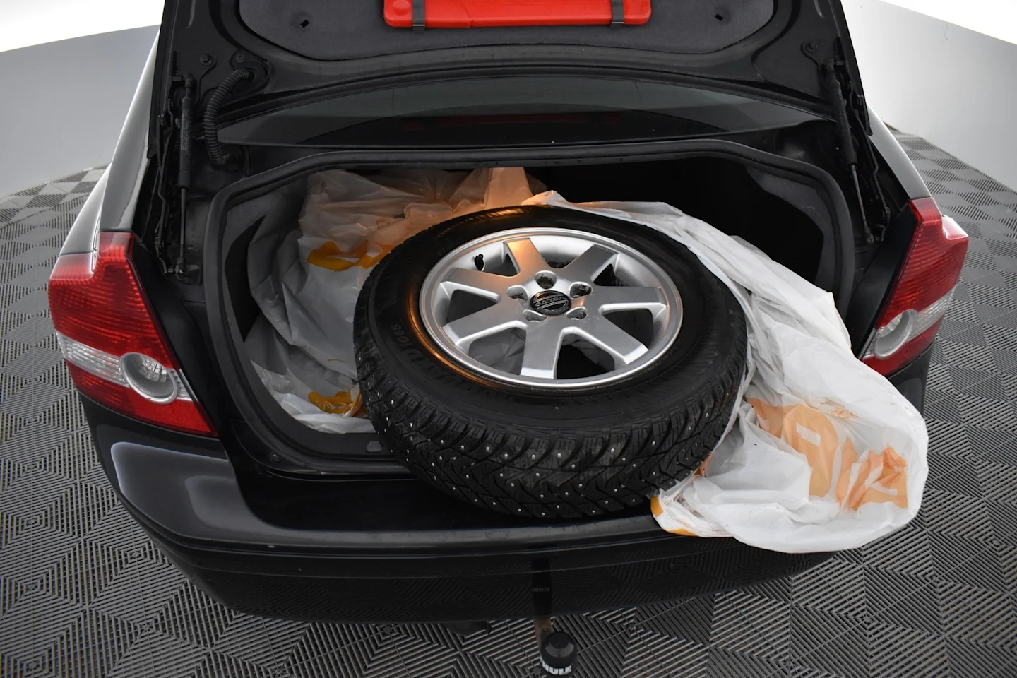 Car Image - l26cw1Ixj35FJpzJZbwkL
