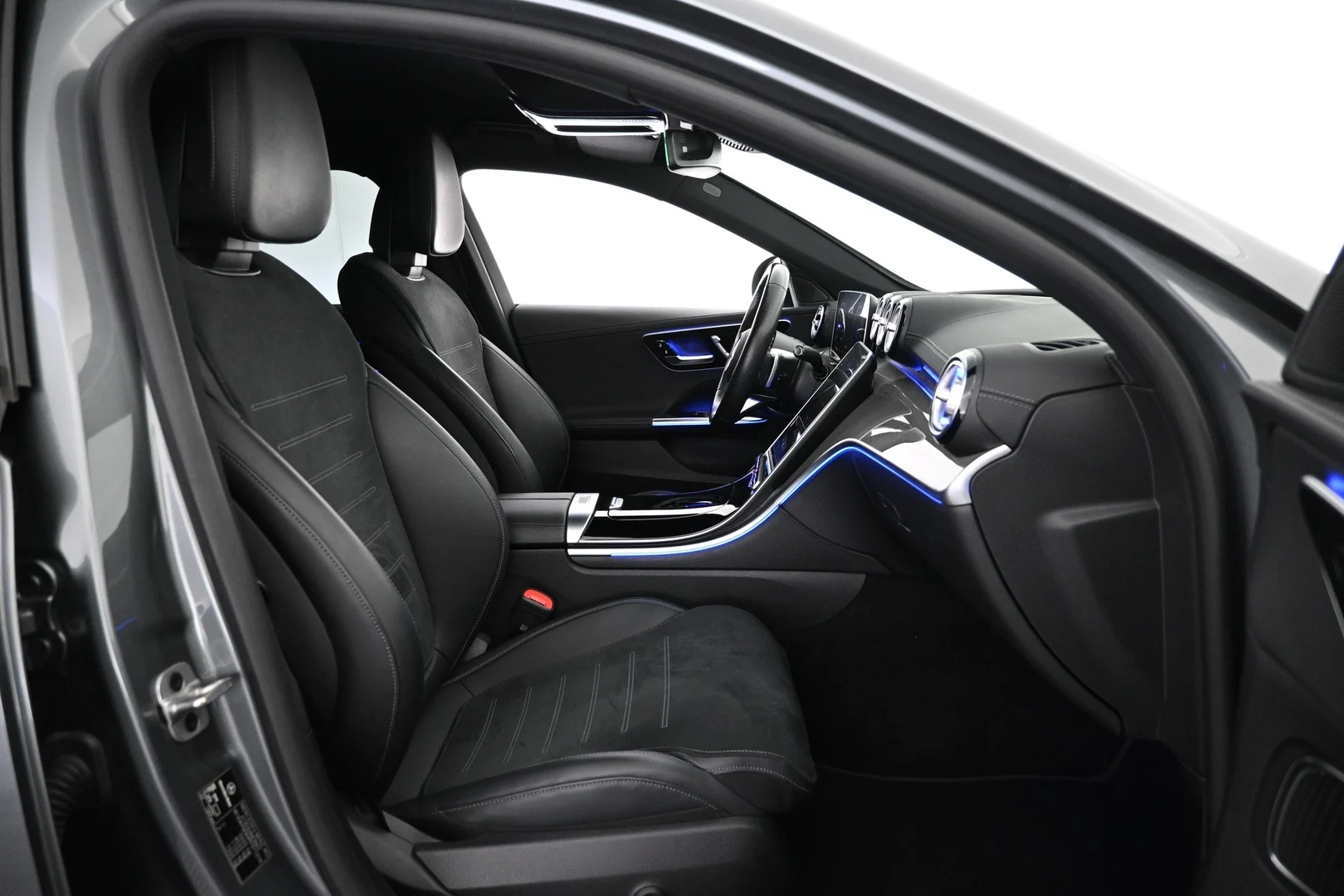 Car Image - 3C3JrqKZDJW1kZarItJbLI