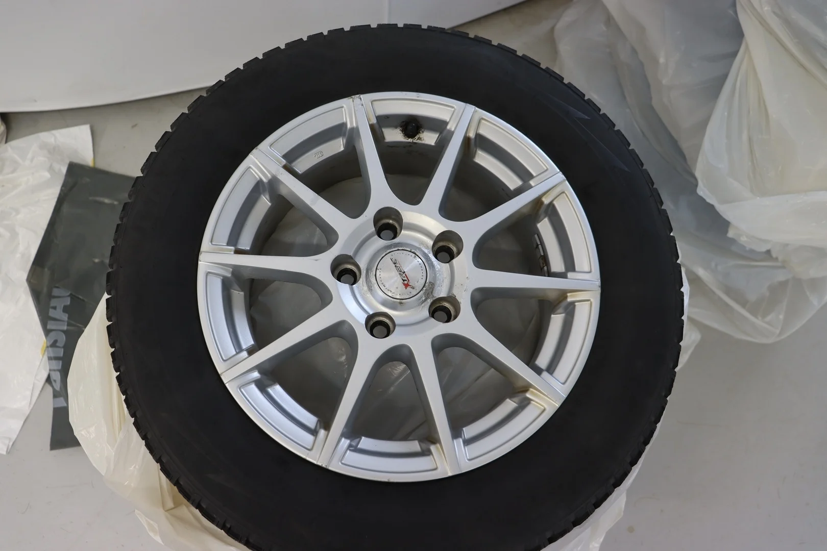 Car Image - 6OJsFByEm6WaJD27xV9W4V