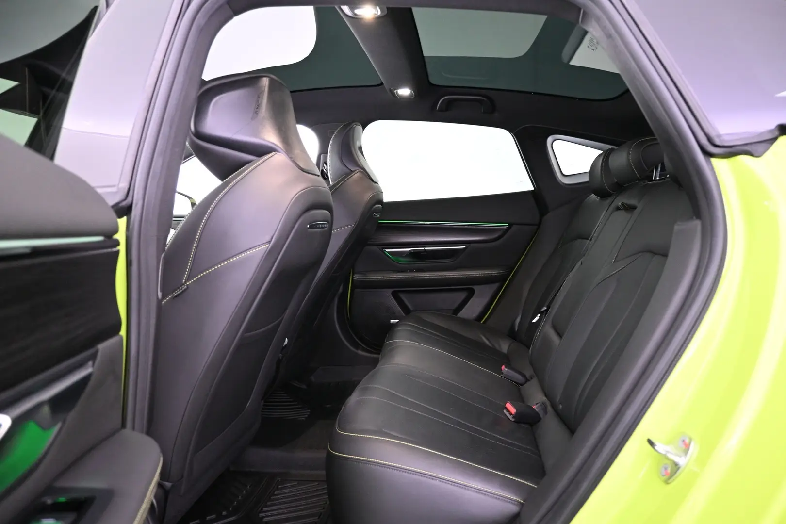 Car Image - 5vZ6HeG9EYdVQq7o1gSuon