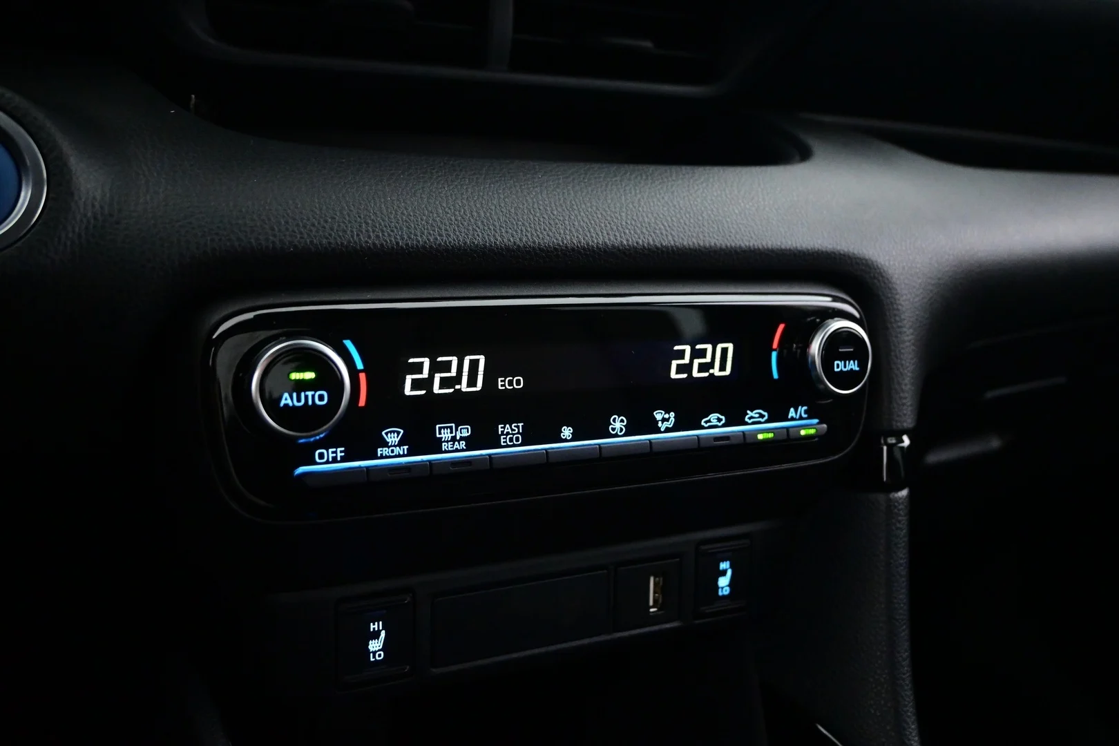 Car Image - 2ZnWAqBGnPmLEbd34213ka