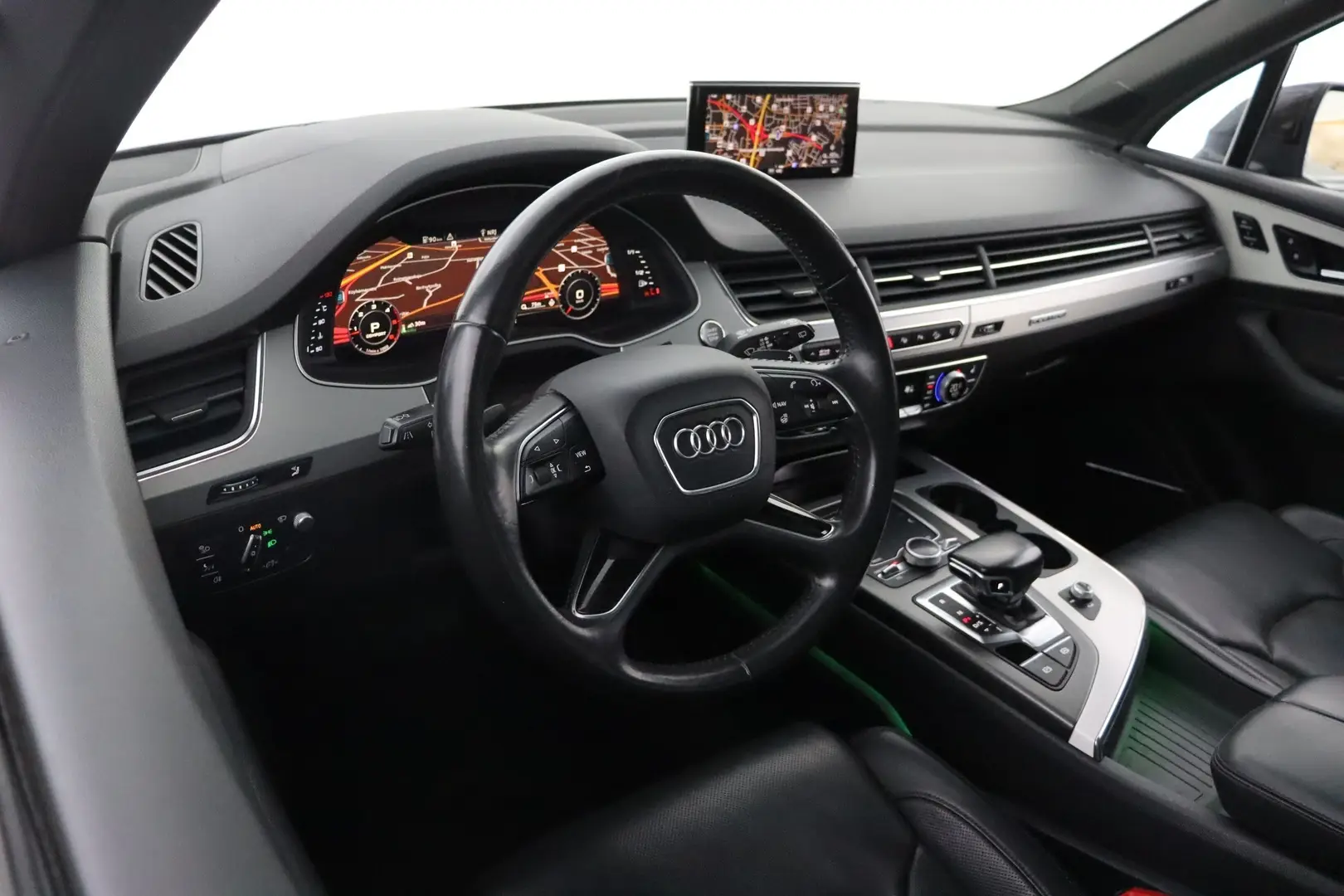 Car Image - 3EyzQnf7t201rDR68M1k35