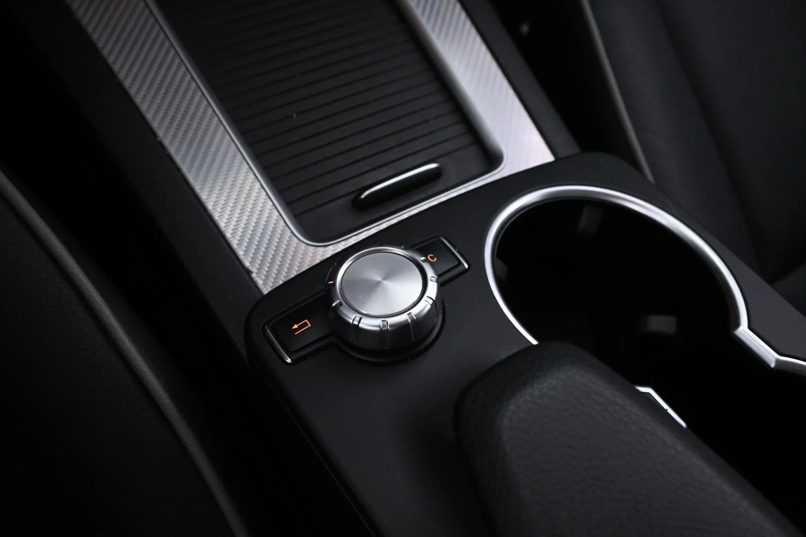 Car Image - 7s3o37aZQOSuEGQCdaxuLF