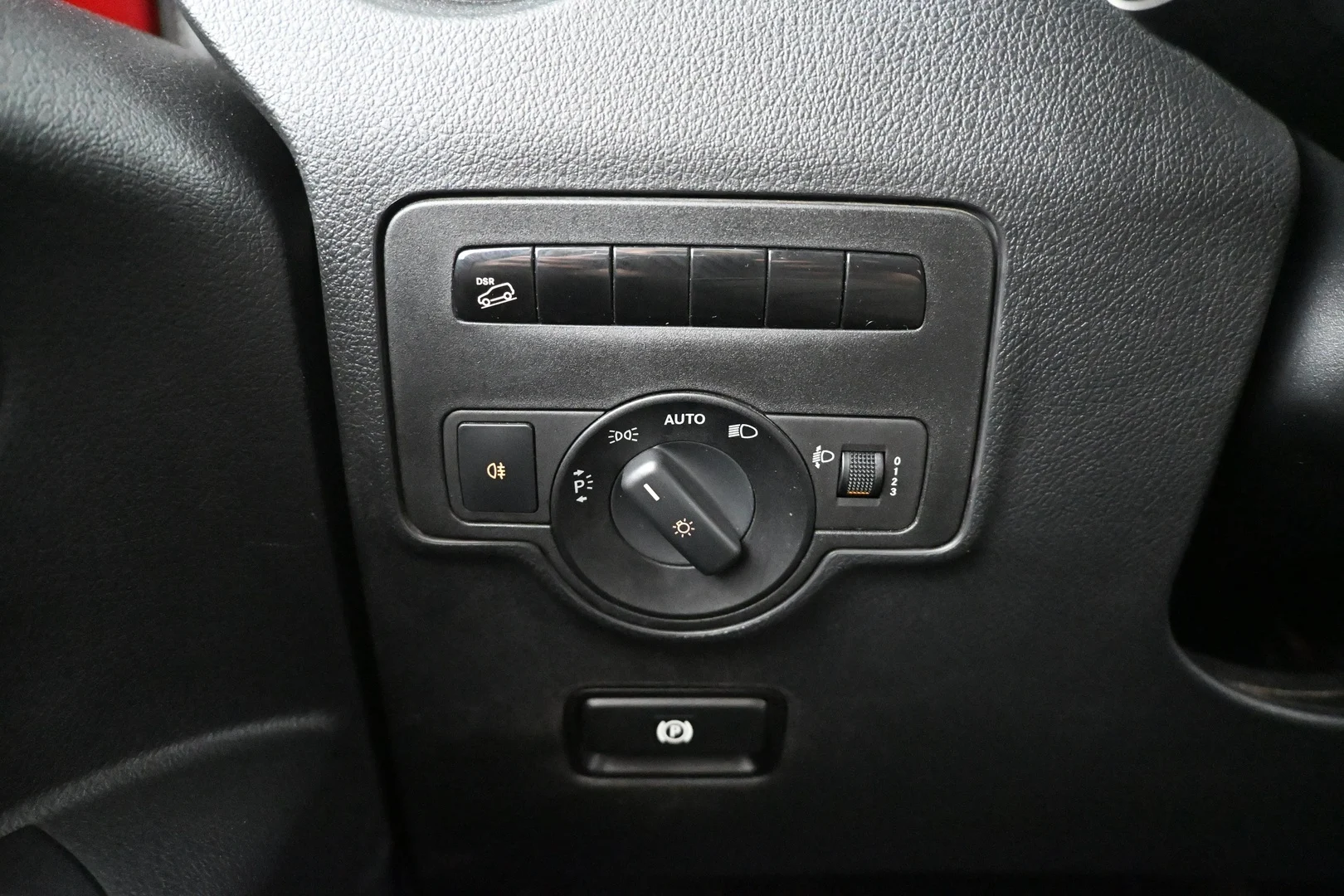 Car Image - 7pL2fN7LFrhUv7u9UygVdK
