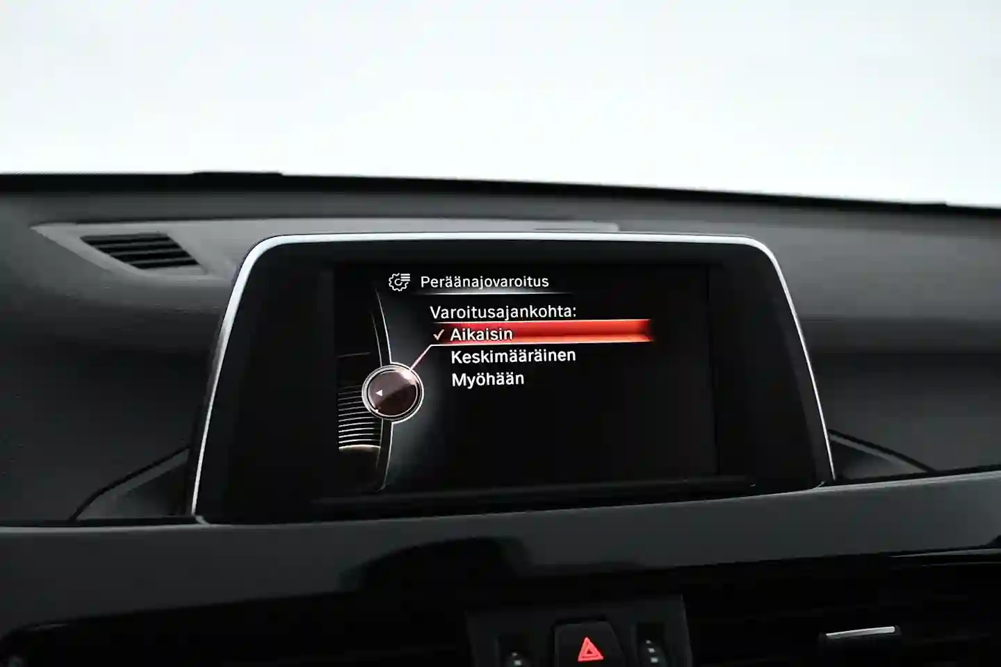 Car Image - JBetAz8KJNCX2crp0WowH