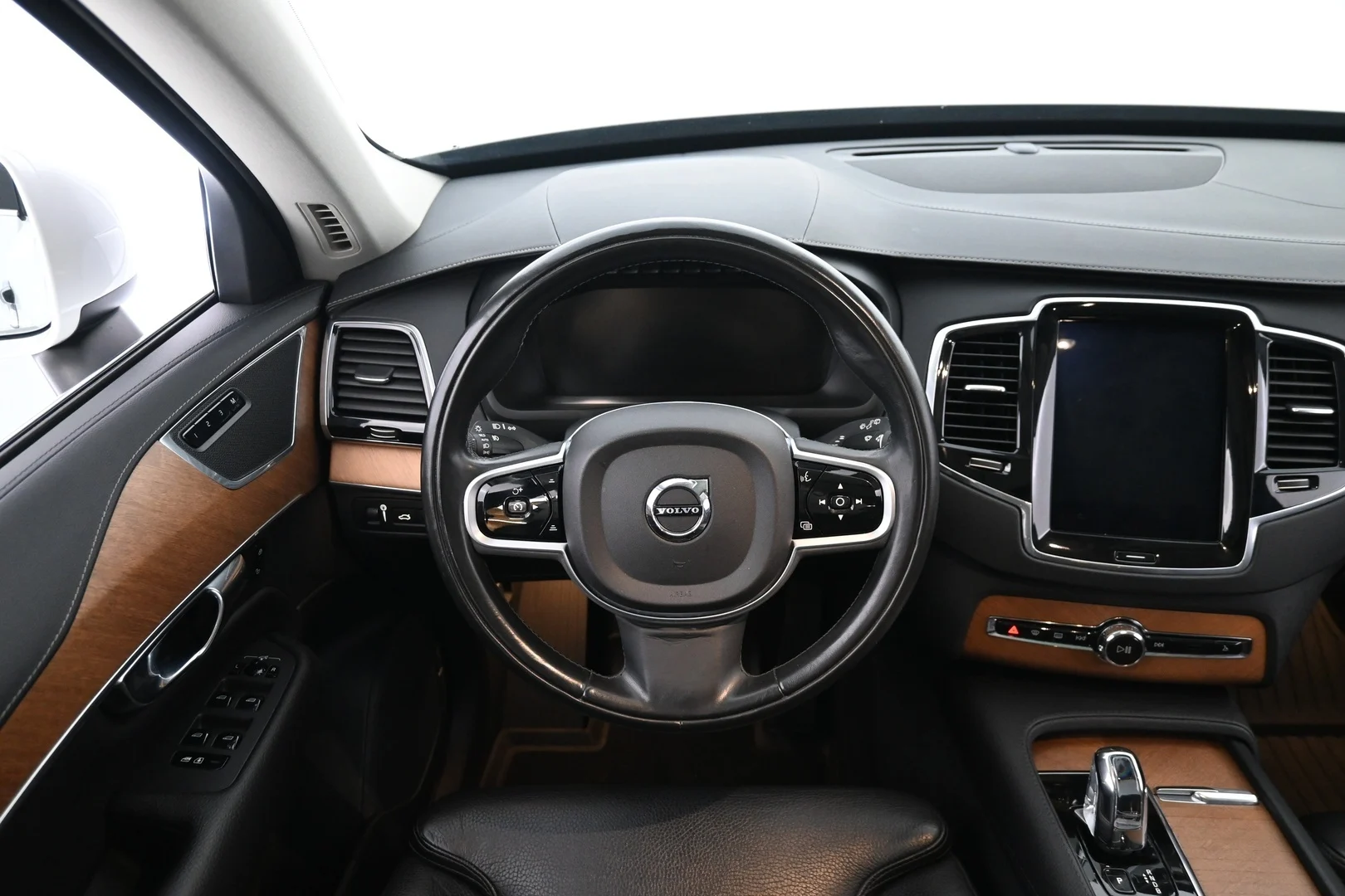 Car Image - 6nkPjWKQAkljMW55VH5iSS