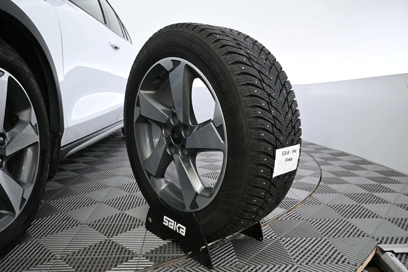 Car Image - 3HV60RuAZkAXZZWT4fhAo6