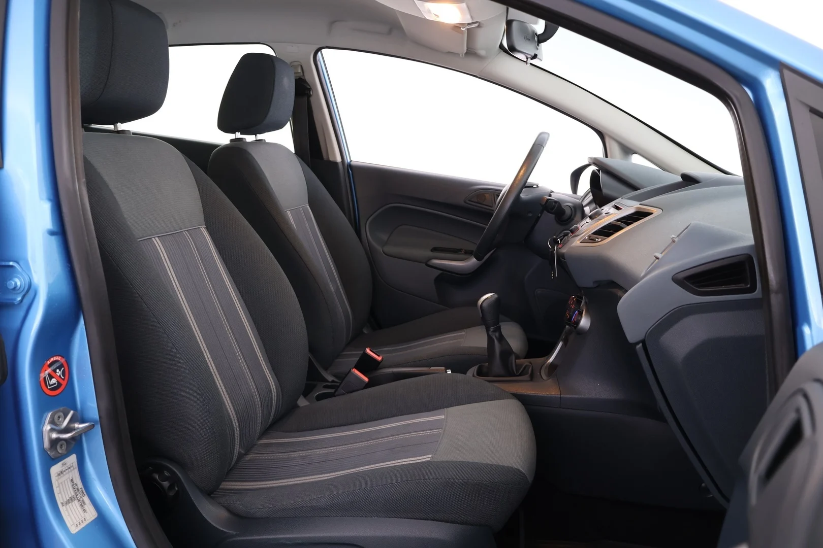 Car Image - vWF8KgI2nVDQDIxZxbVKN