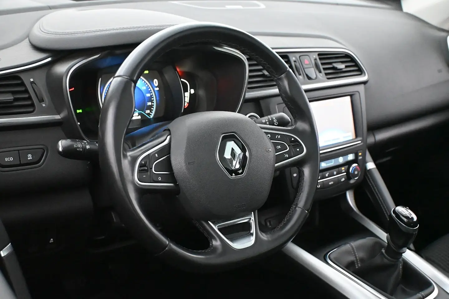 Car Image - 4XqsWYeUMPzzaAD6Cr1piC