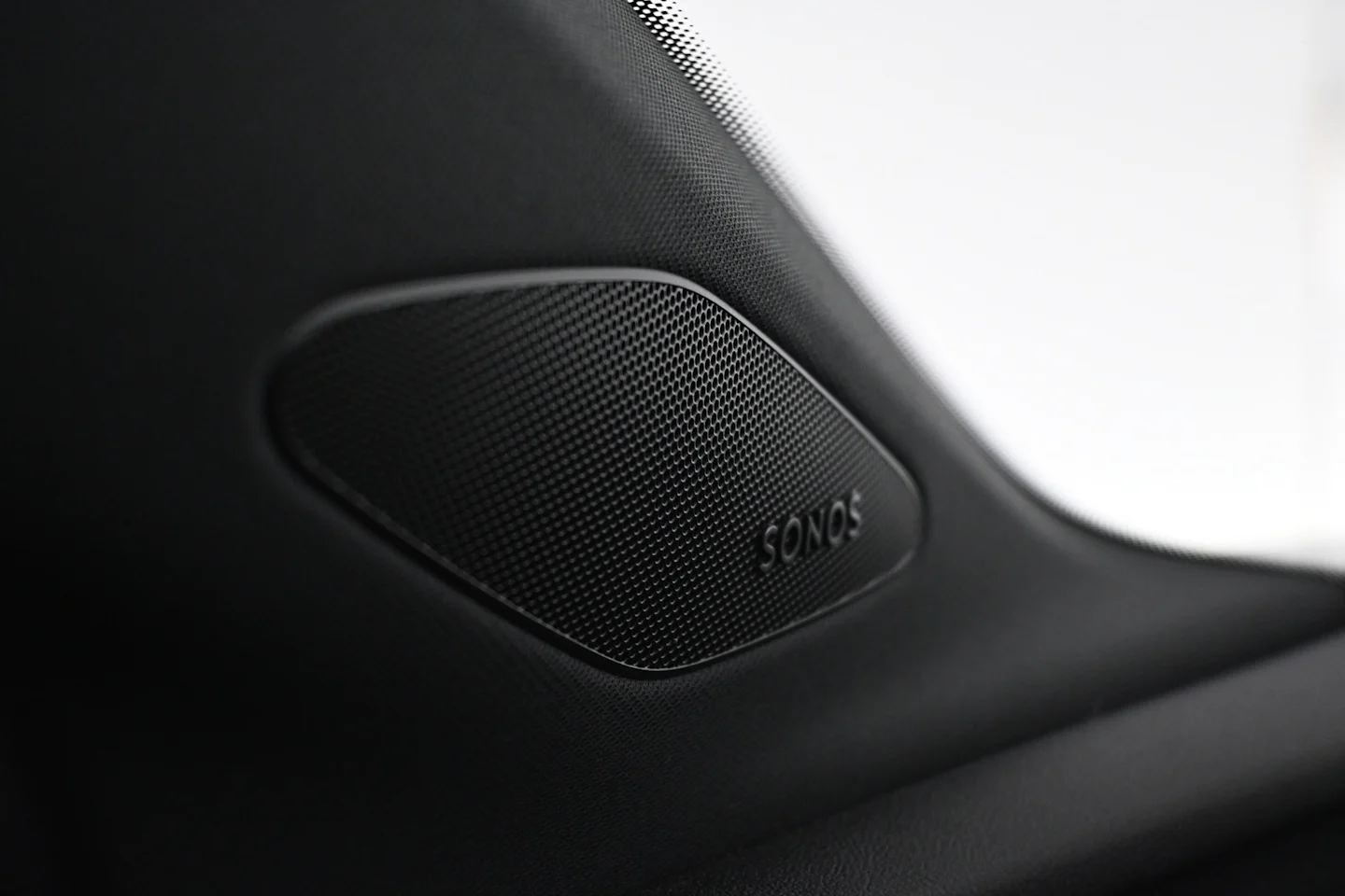 Car Image - 4f6lcNLgF0QAo1QeT6K9f1