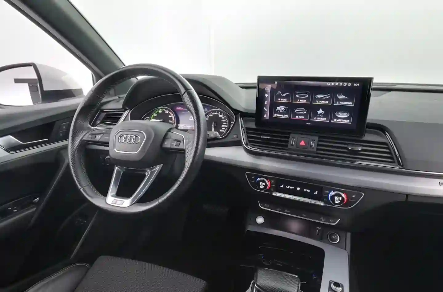 Car Image - 27QmQ9zfGBD6VHxK5mPBhl