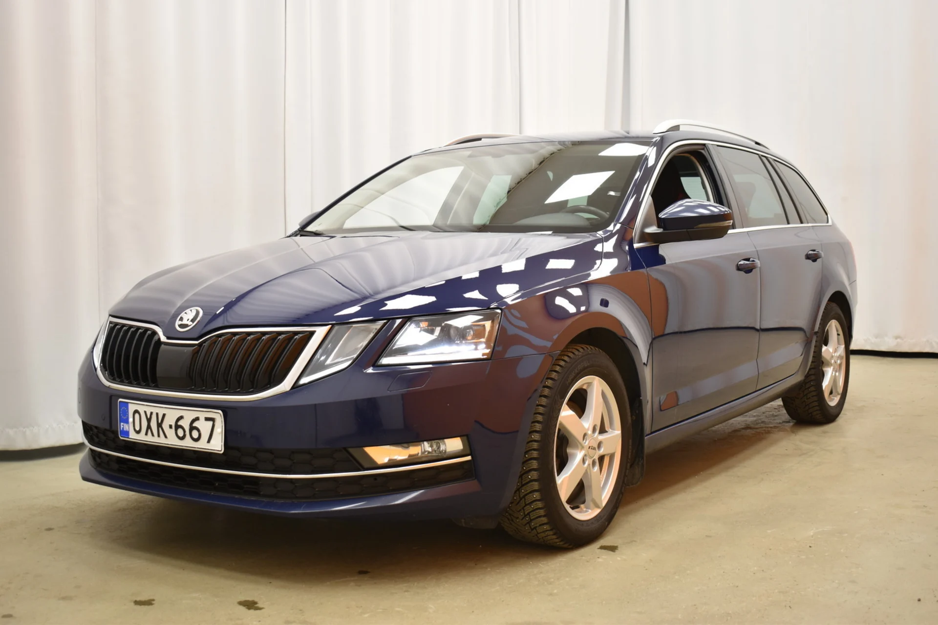 Car Image - 1Rq7IawoLFcmRvsv87PvUB