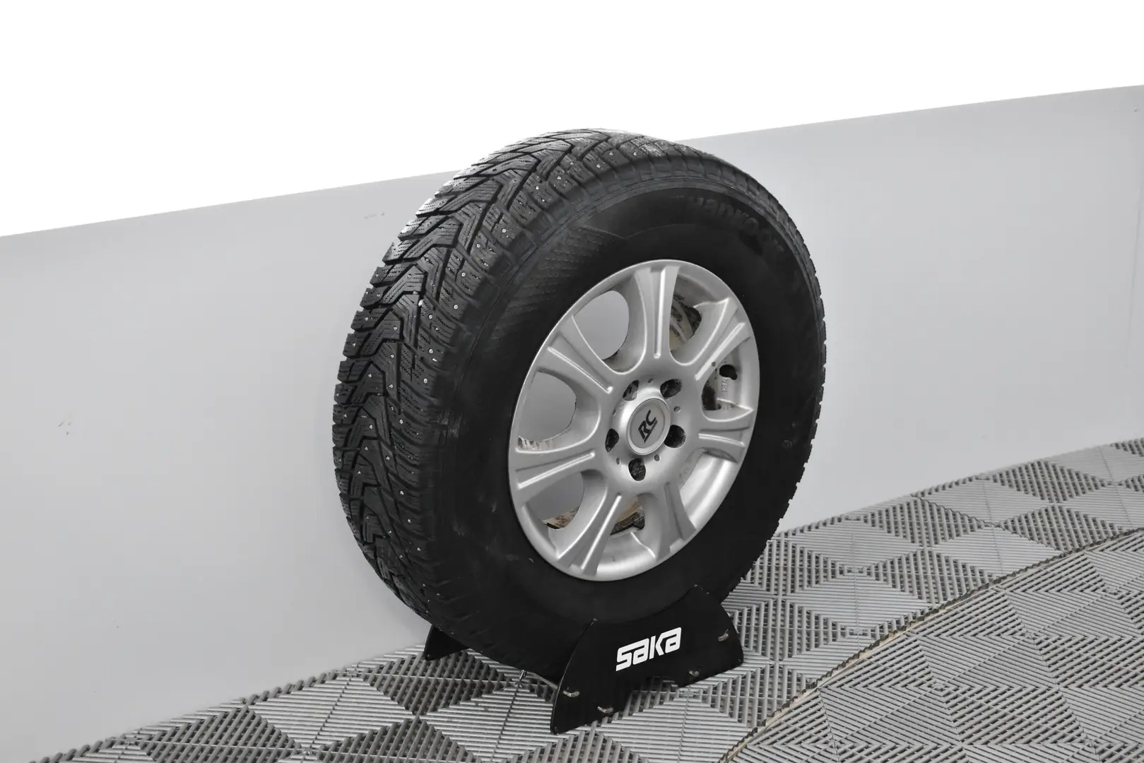 Car Image - 1h1WcGNwmrborkENWJstgp