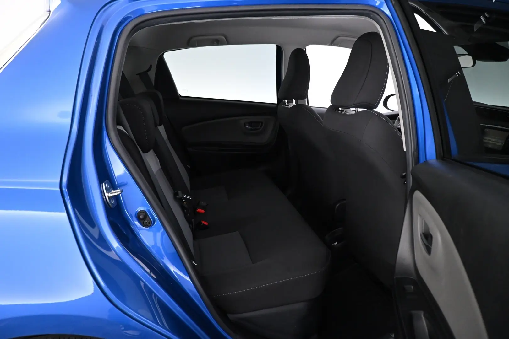 Car Image - 6iyTmQT3v4BtQt2HwEt4Wi