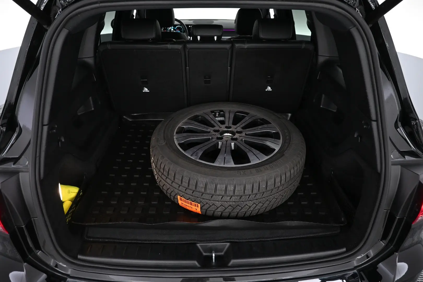 Car Image - 18CPAx3excHw56xBJOppj7