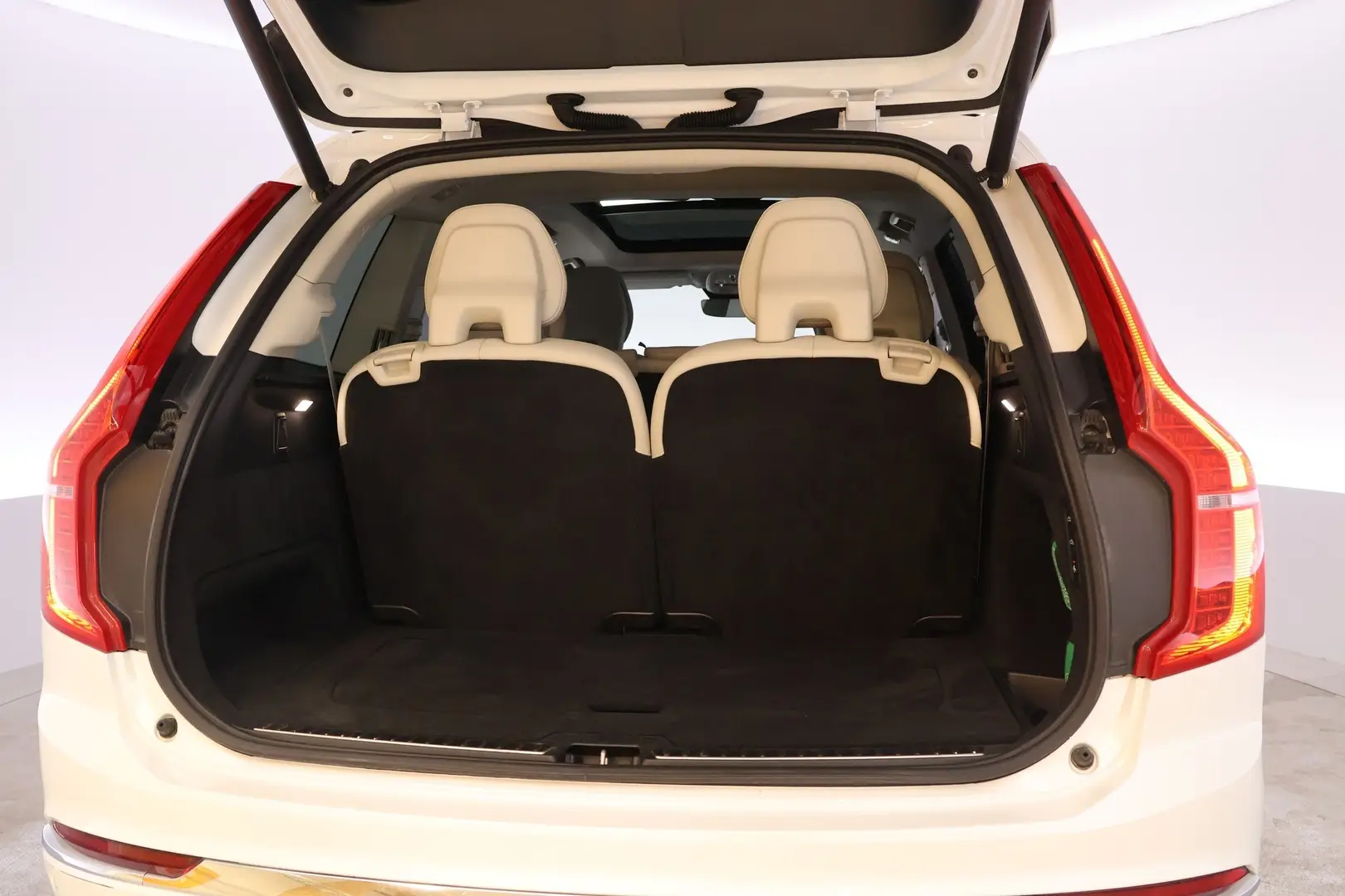 Car Image - 5dshvLlhDgm53aytCDhXQR