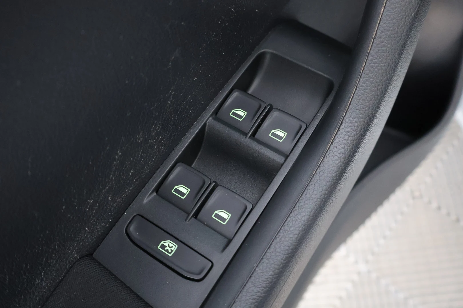 Car Image - 7kMjx4Dv79WuI4WlAObiil