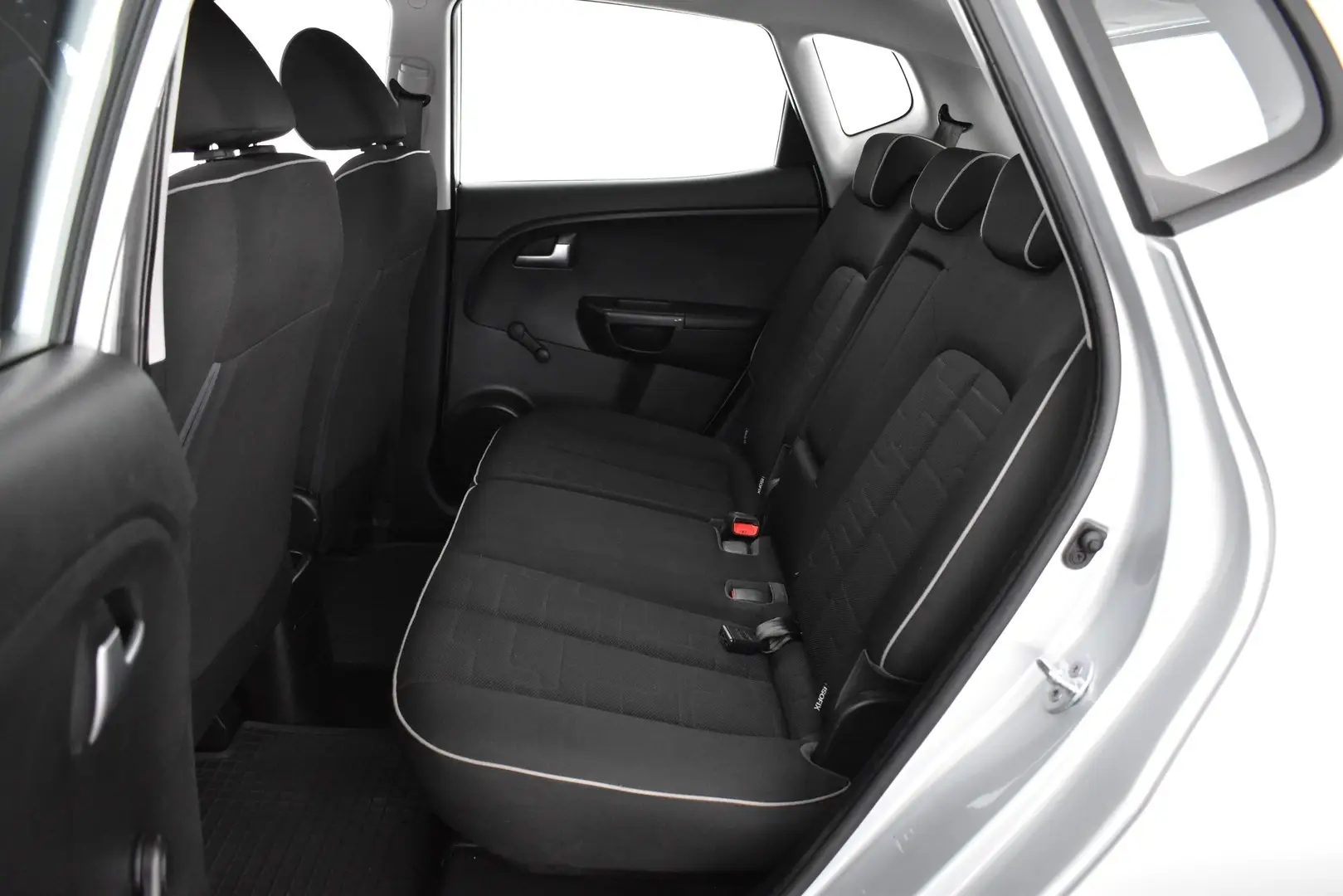 Car Image - 1HE9O2iQMZK1yWbxWjgE4X