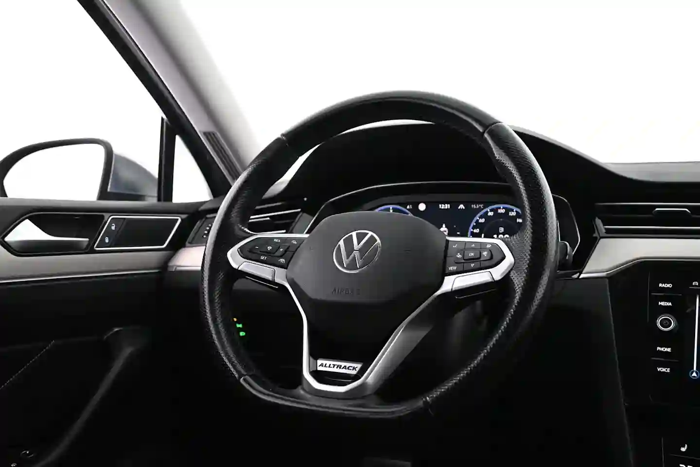 Car Image - 2JTnEZYd6C6Beq0T0ynYla