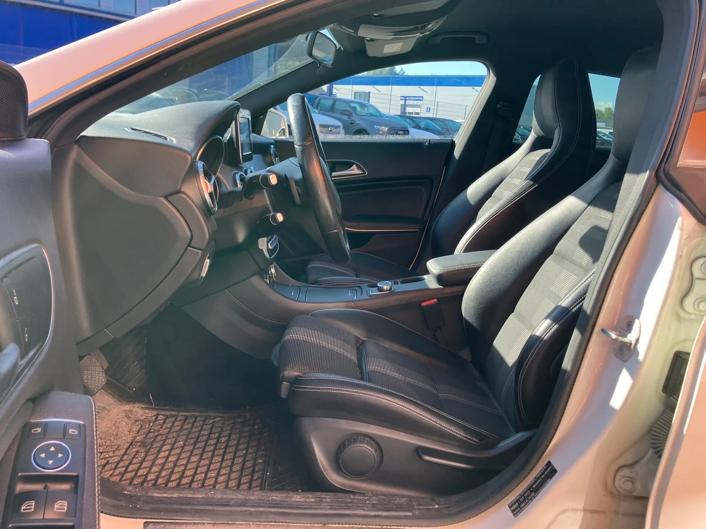 Car Image - 45mxQ65B79k9bZ5FtSFpr0