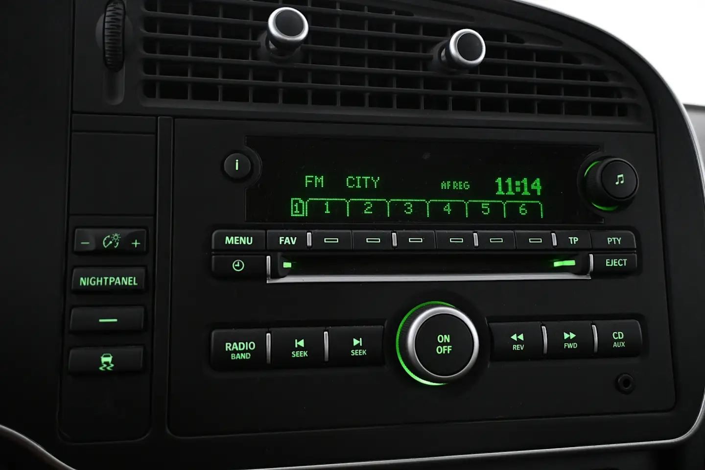 Car Image - 6LLCEM5G2TE6vVsJ6w2TXM