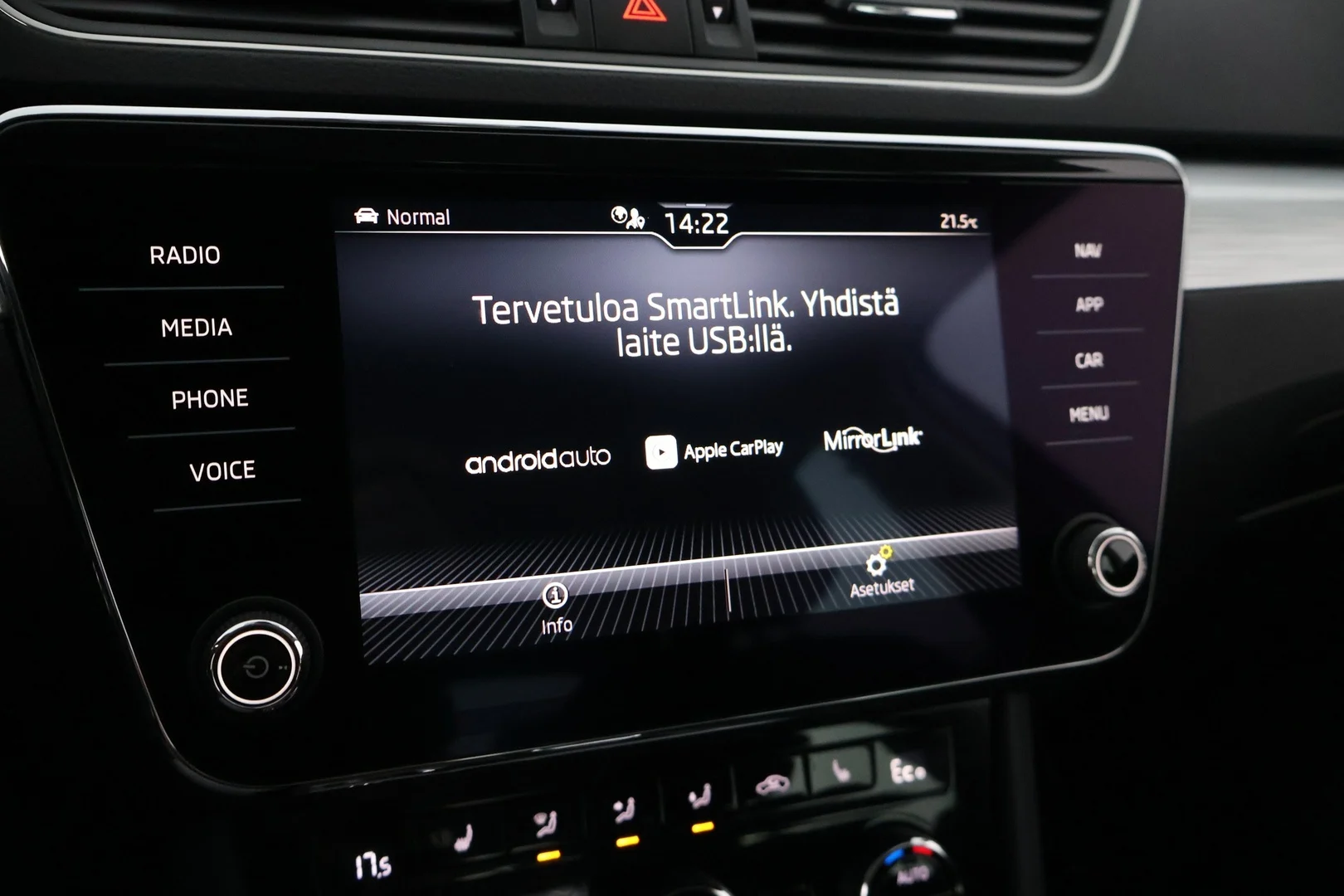 Car Image - 2It9zYIbAXGN6xDKnRlxF0