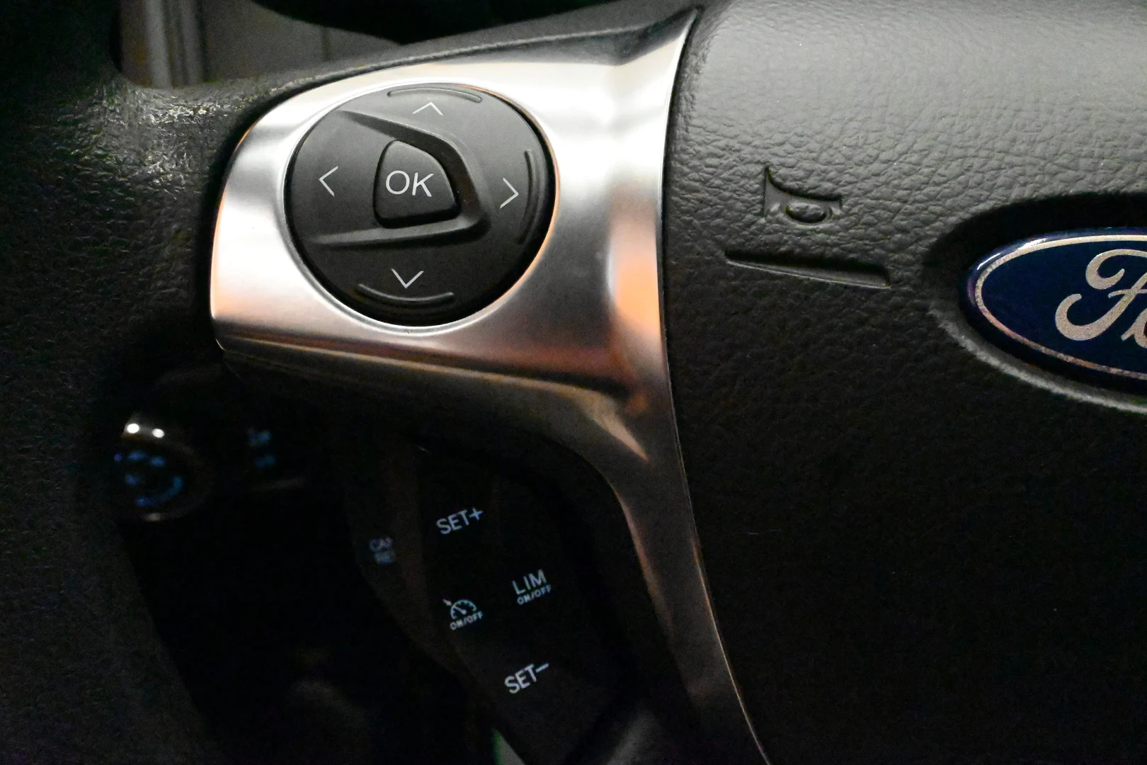 Car Image - 7smQ995Alw49OGR580qBP2