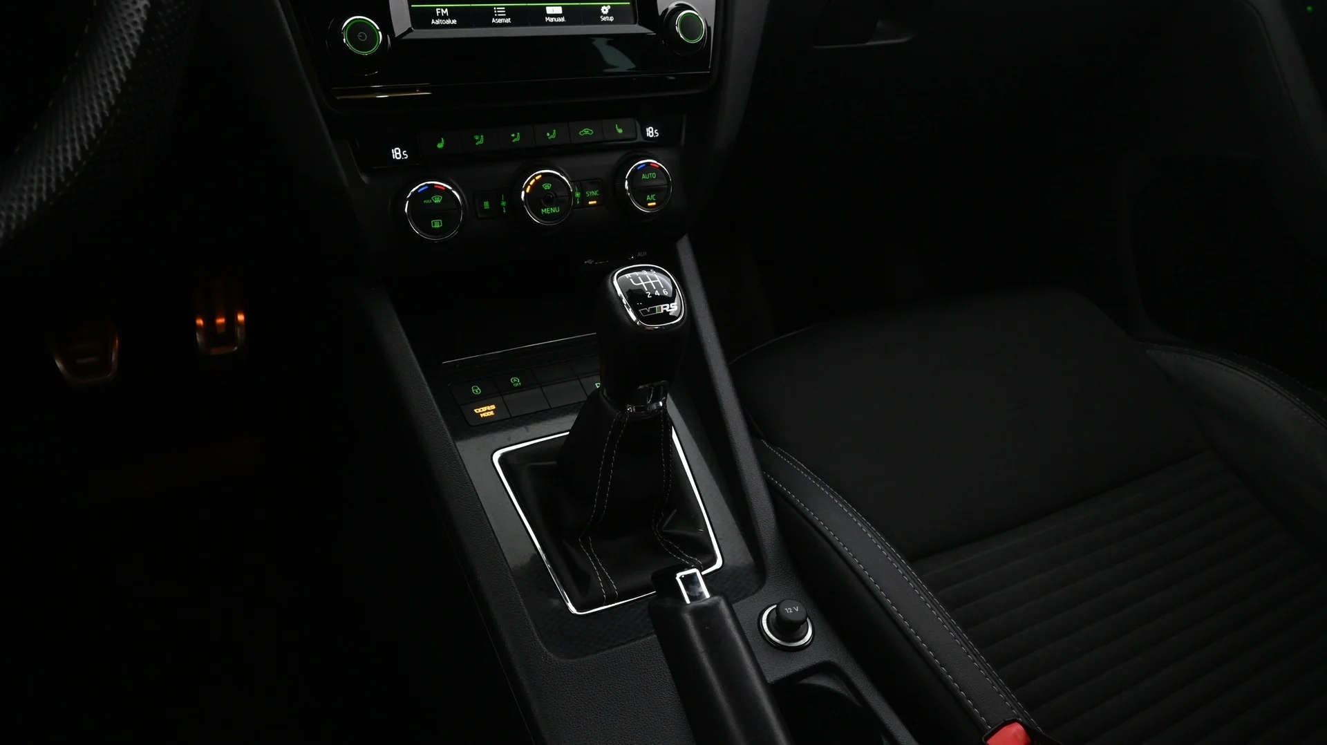 Car Image - 3BfciMCQhycyIwNeEGBNHw
