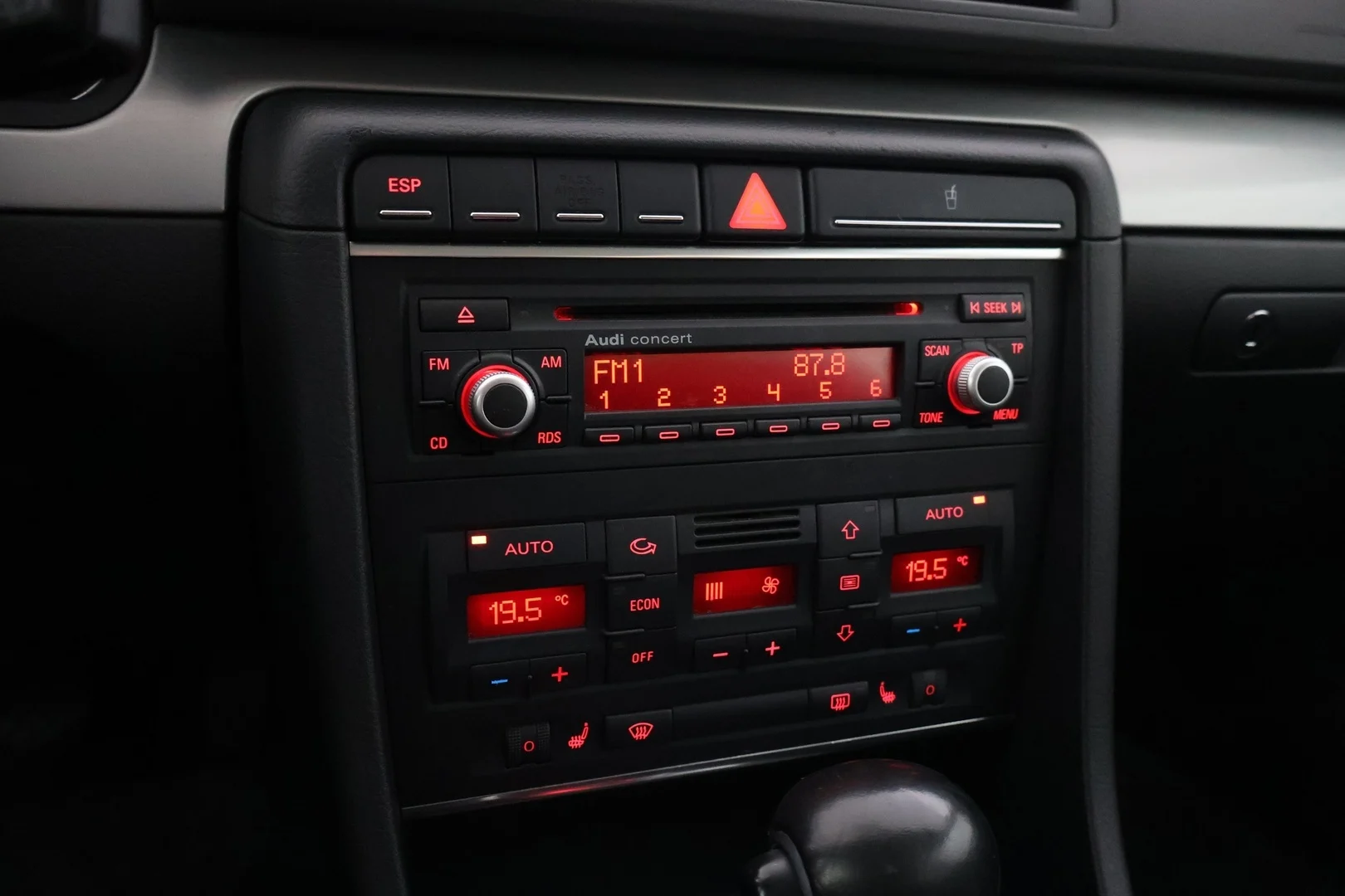 Car Image - 2caW5erBY8oqoDnM0Adt06