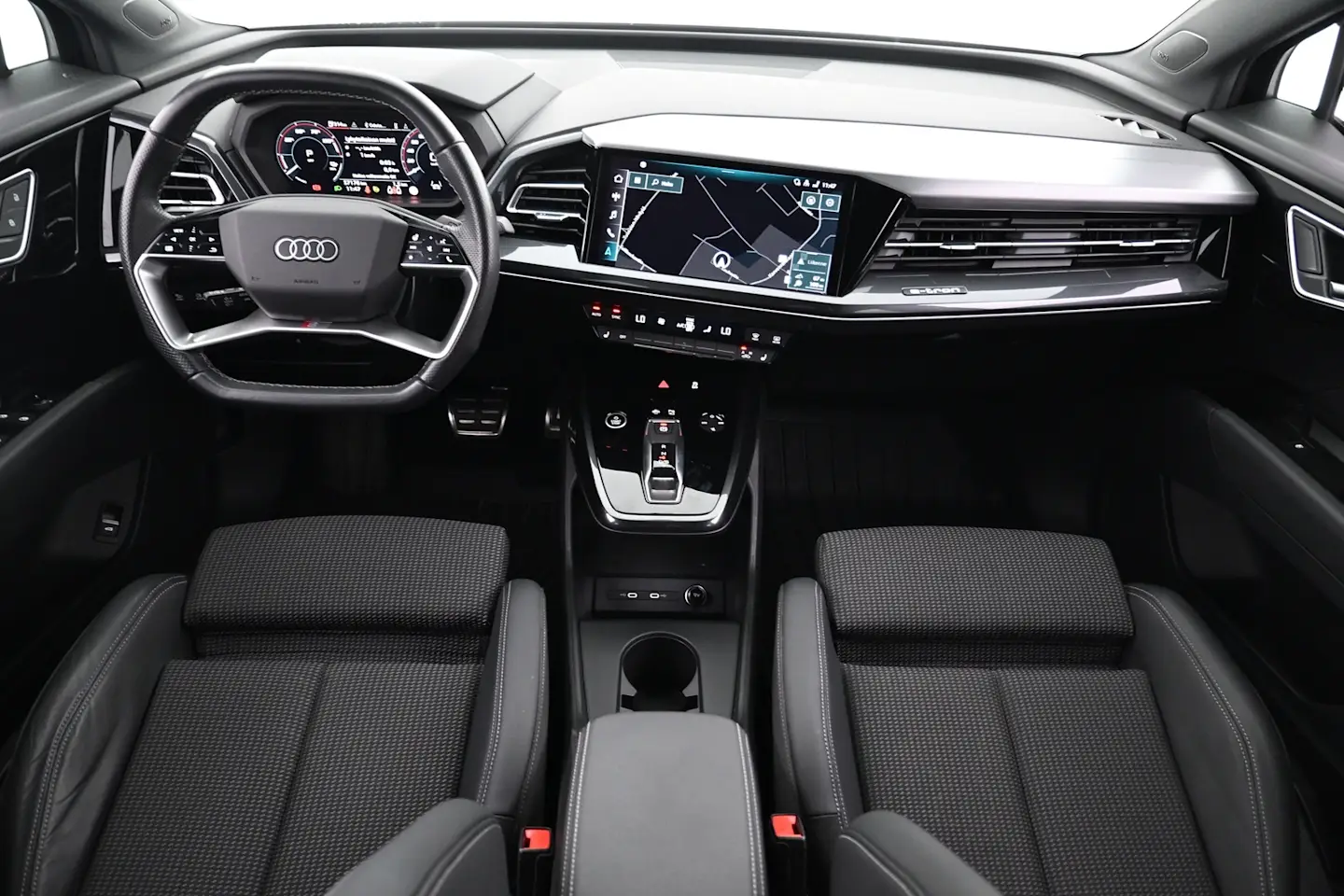 Car Image - 4wL9DkUpkbx8SNqcIO1C25