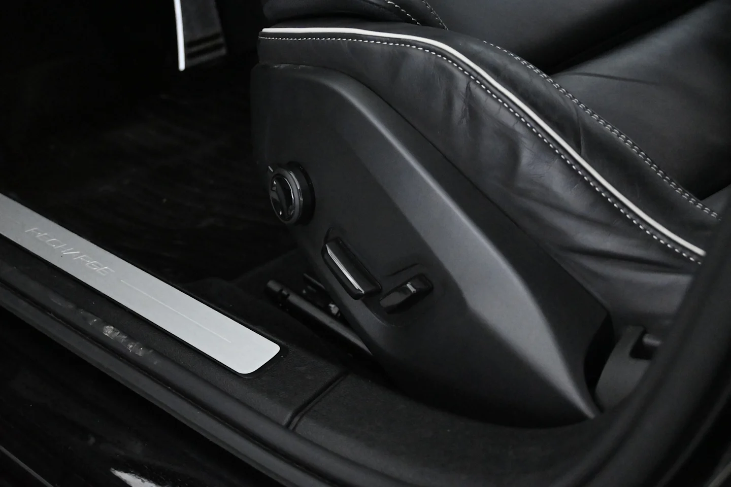 Car Image - 3SVxbfOh7HA7nkTtKdKJWR