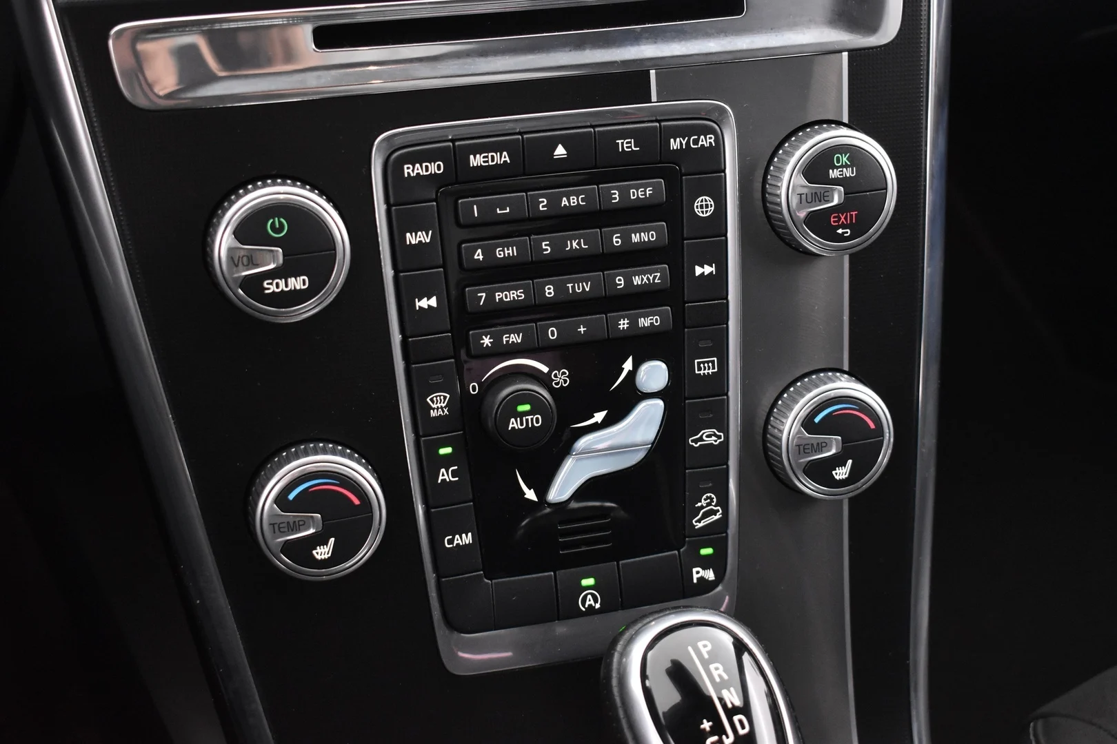 Car Image - 2EhyKUV5SdzWoVL4BIEgtF