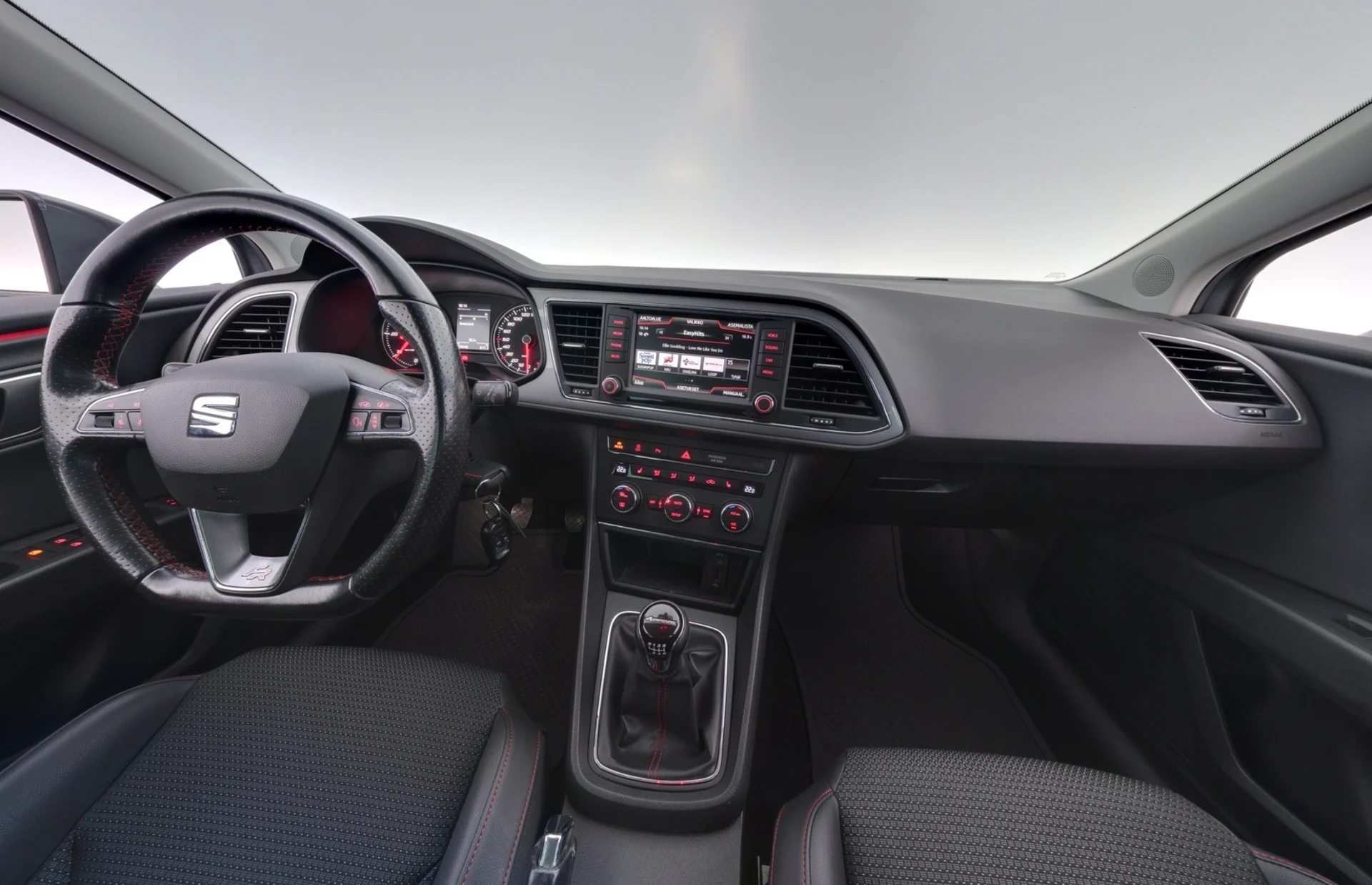 Car Image - 3QXMvNztwPxrMyxtFk8gdB
