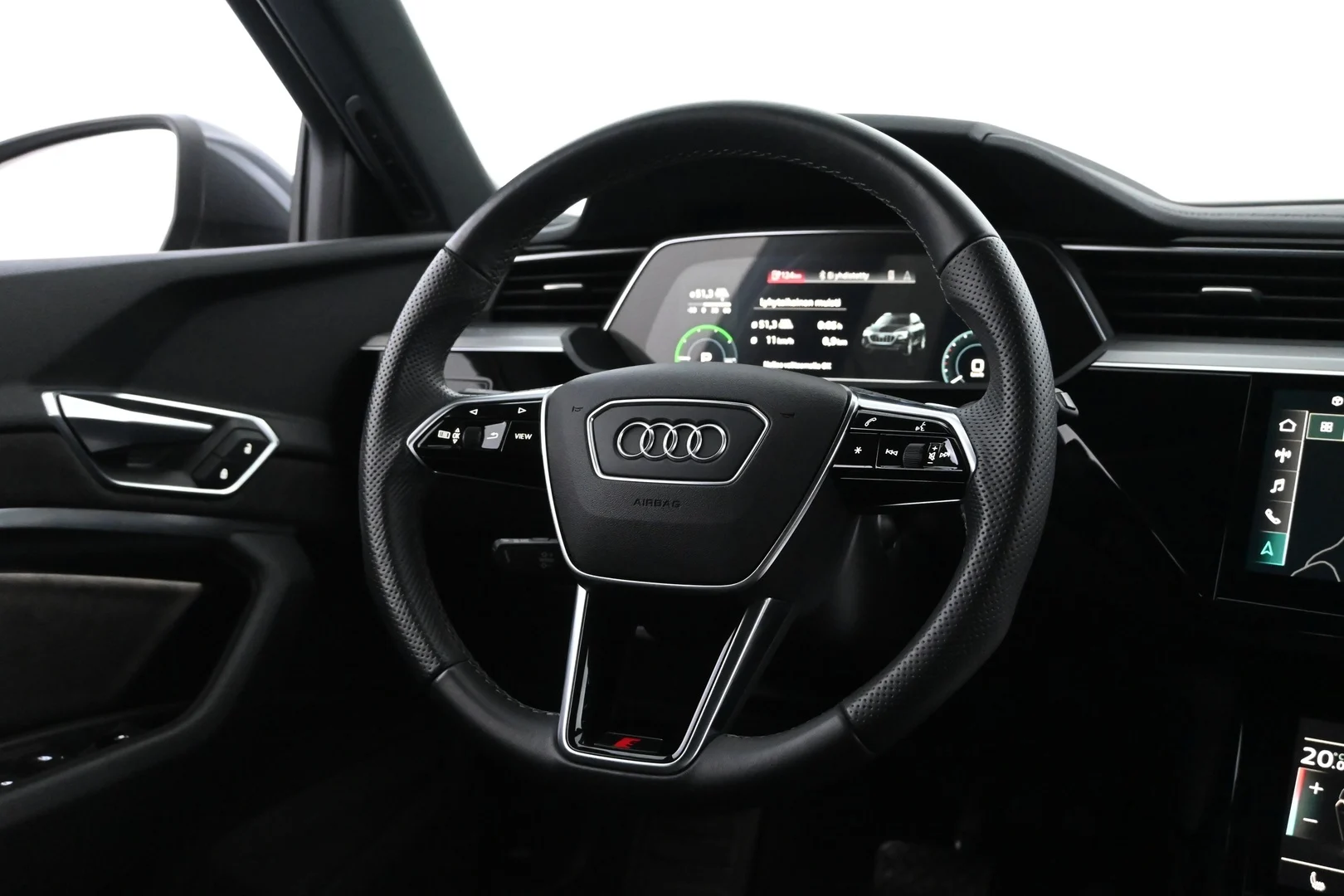 Car Image - 4e4Tg0uFrUrGj8uqRGrtHu