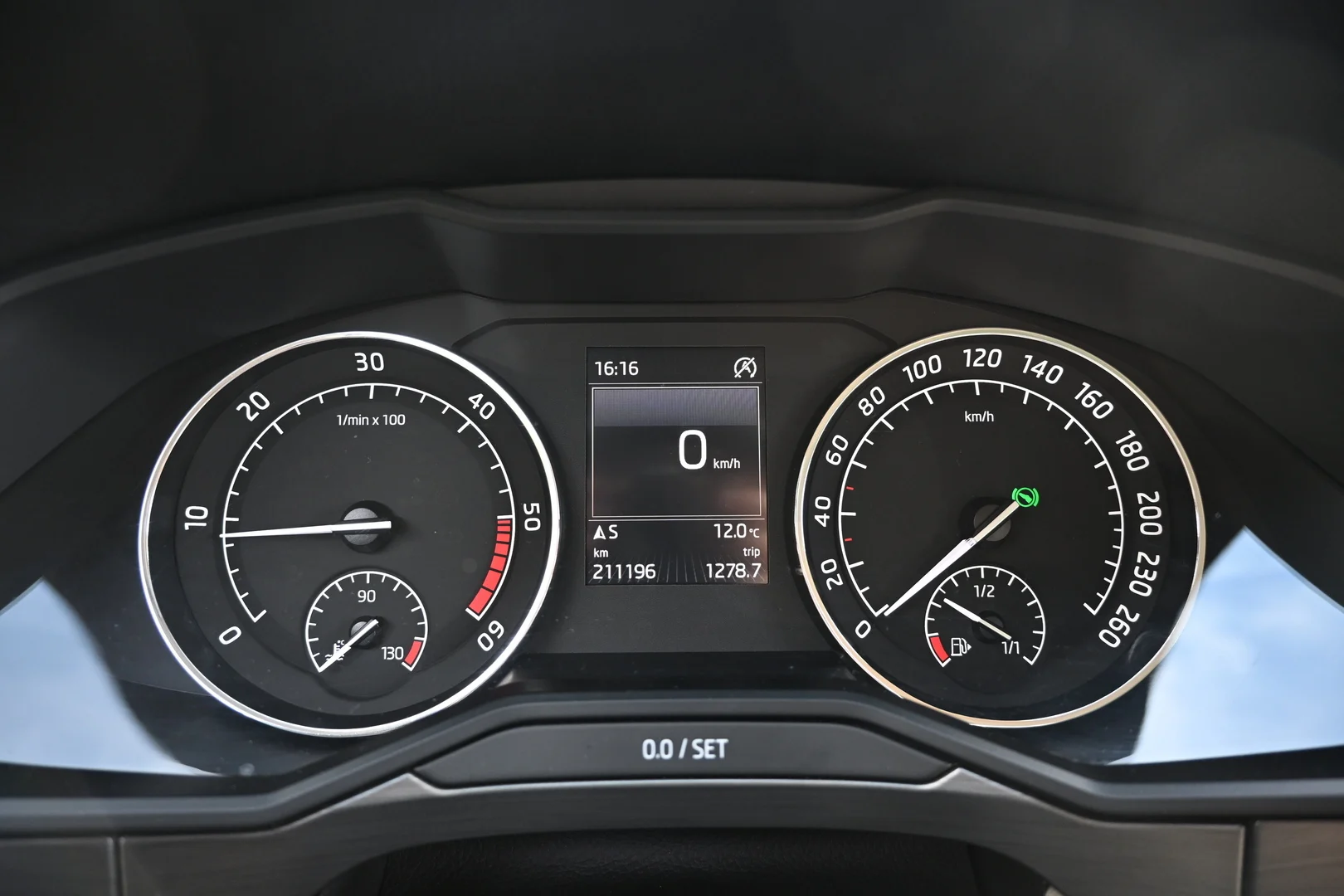 Car Image - 35c45gwHClb28VkxVojTIU