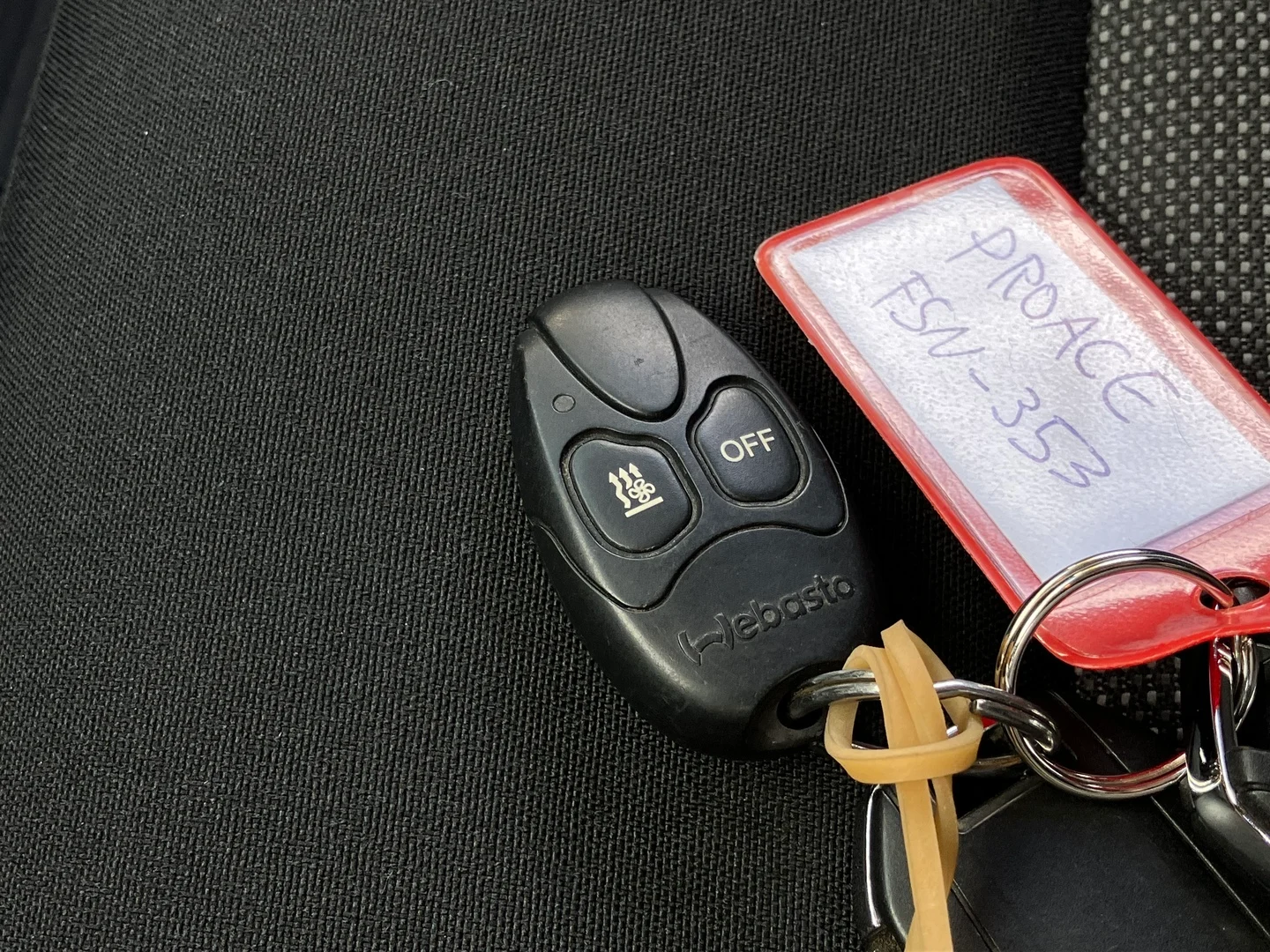 Car Image - 5gVtyKQlewZGLx2oE6wo9I