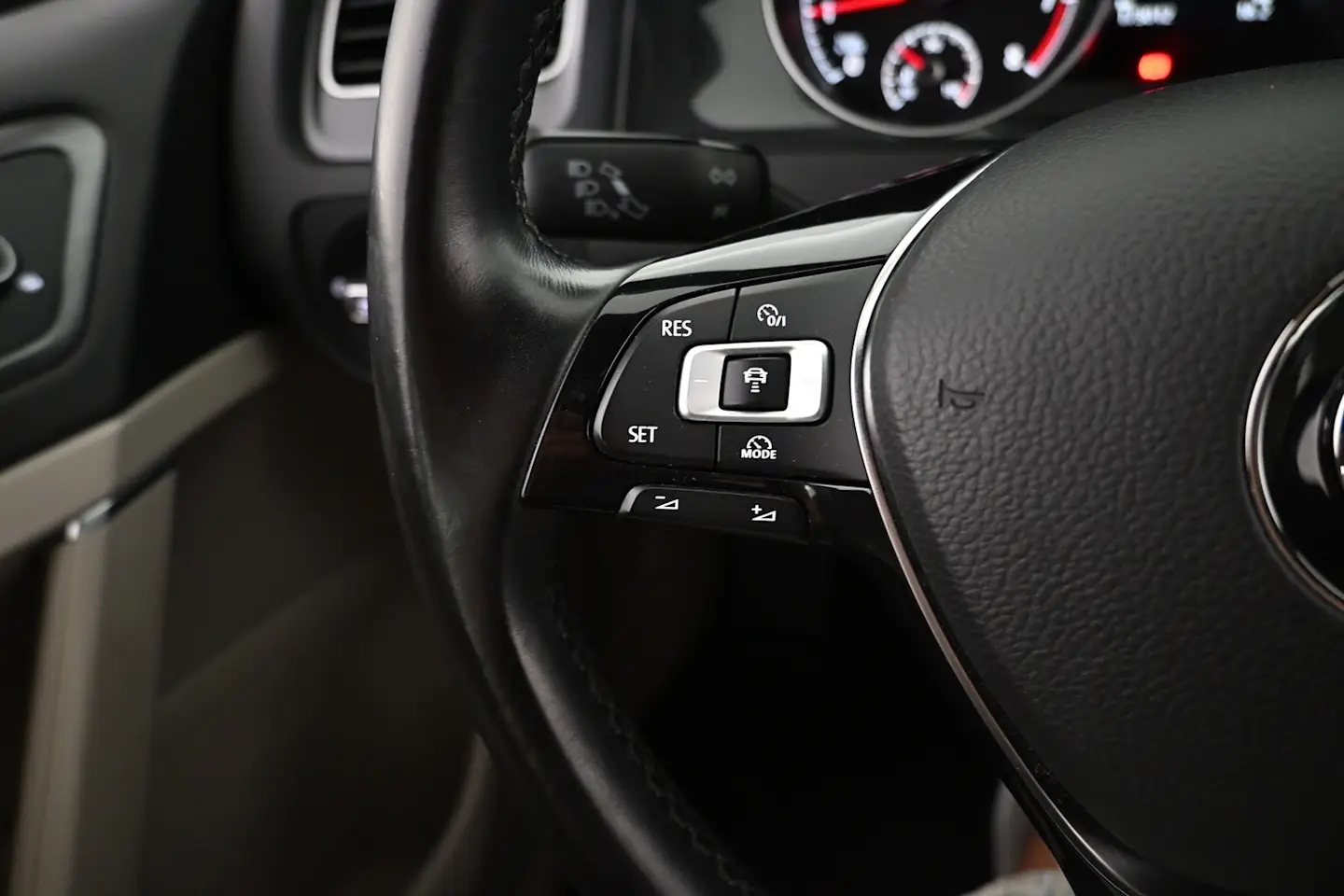 Car Image - n6hkuYqfejyLEpYxlwB68