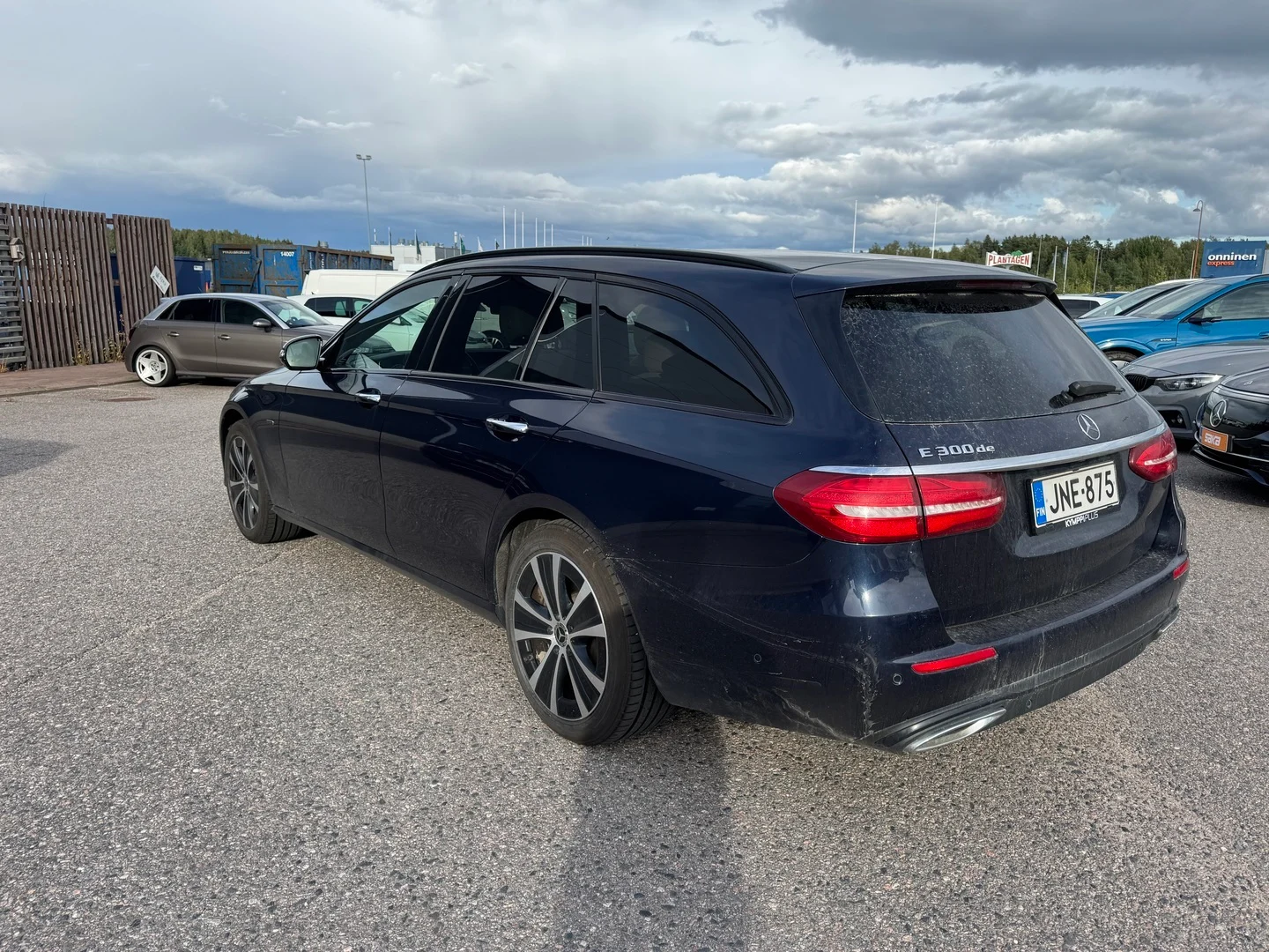 Car Image - 4Z1RplYqtInSv2VLqeYtYj