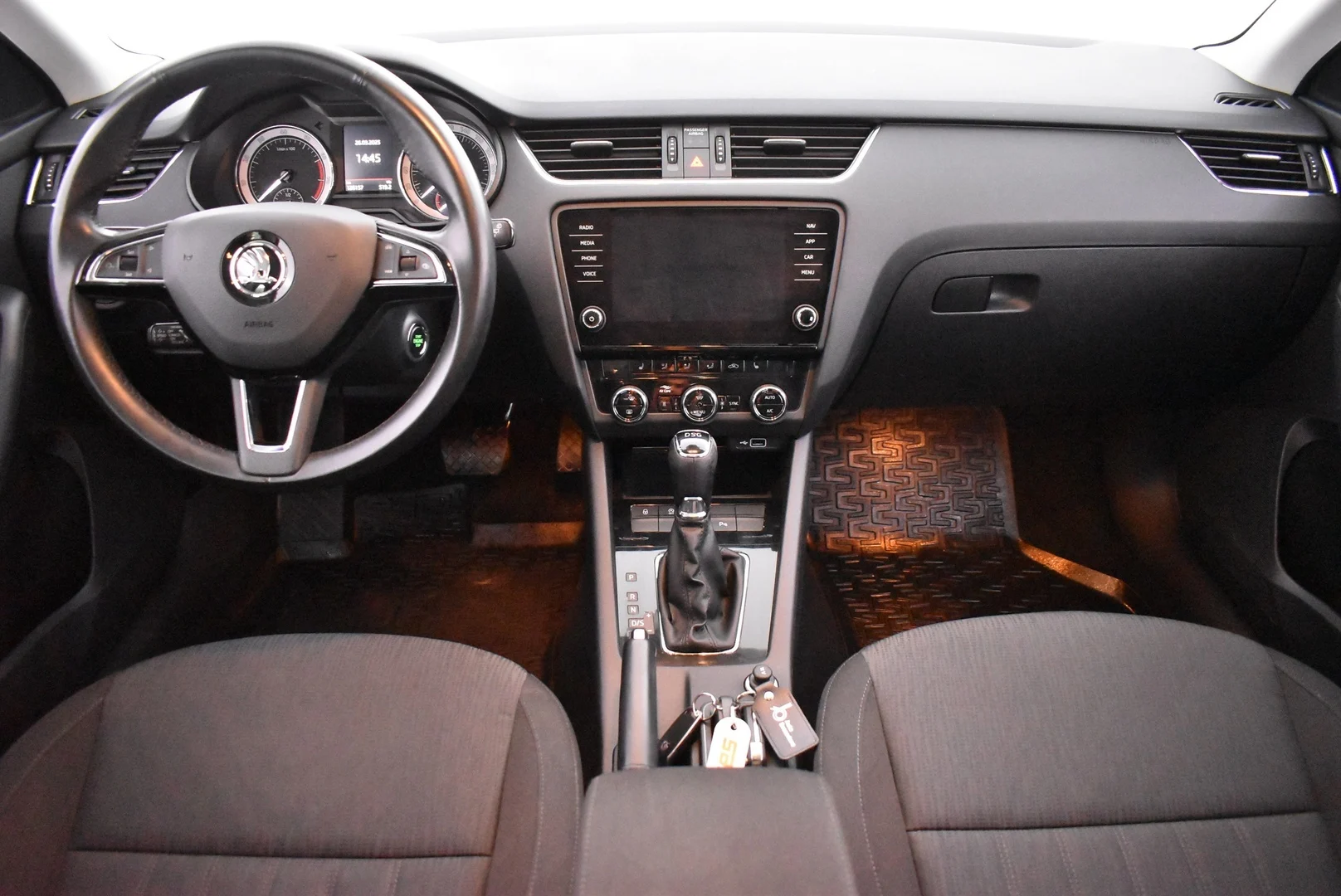 Car Image - 353uG3WfMHh5BqekkElUHx