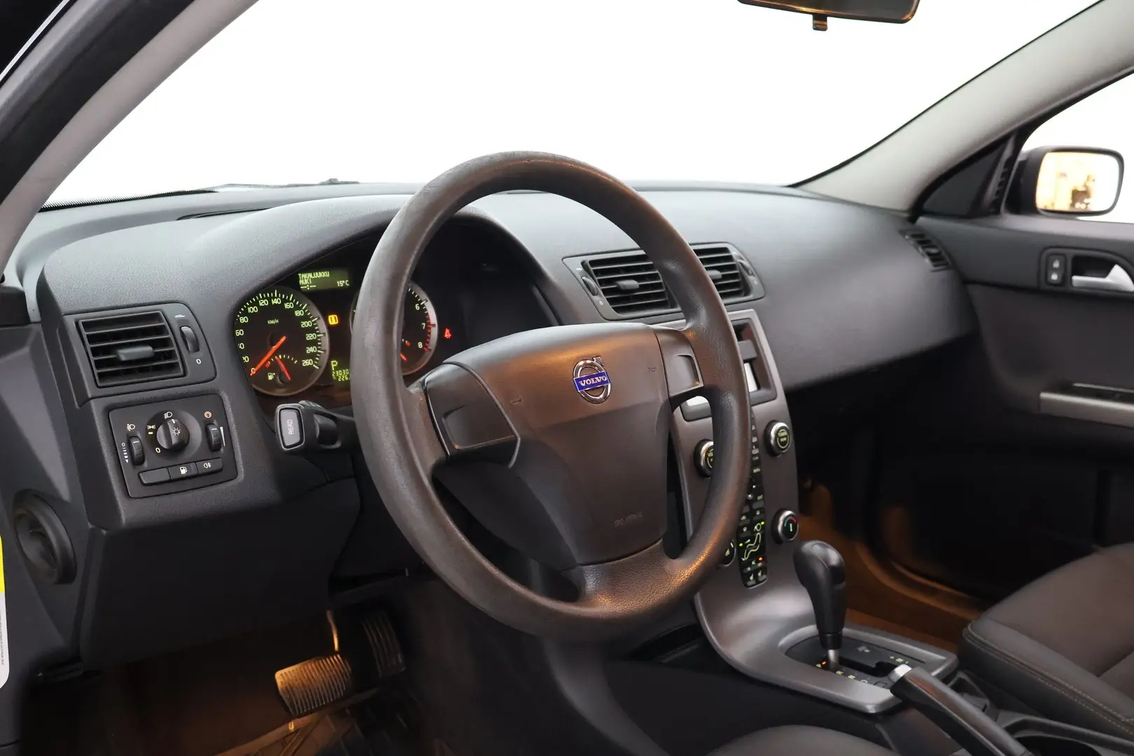 Car Image - 34TFOgFs2TC6hIVBIMAfKj
