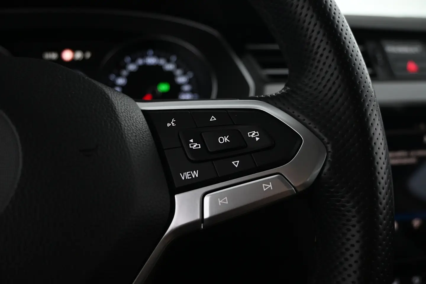 Car Image - 1ZNh13vWHw4ynySeKraMKp