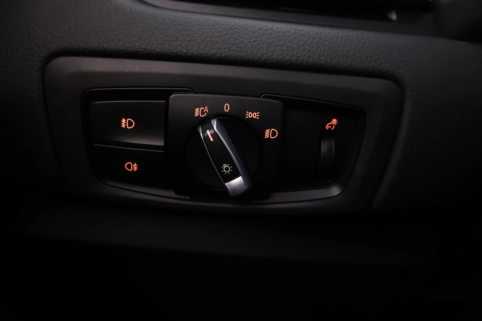 Car Image - 7iBwImM1StrZd9ZzNEe1N2