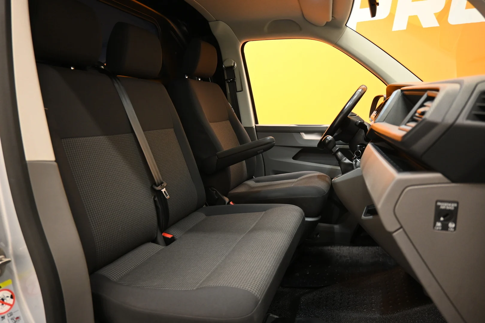Car Image - 77qnMrnyKHouhjyxSmXCi9