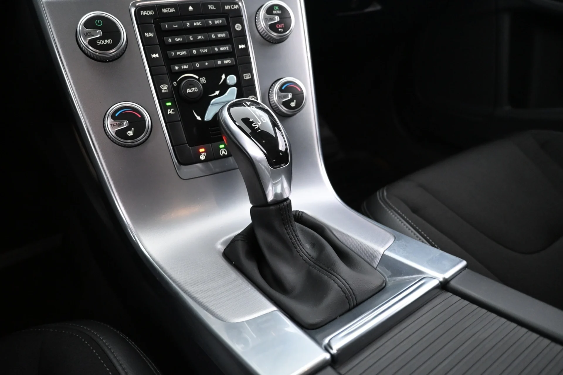 Car Image - 1cgez04vrViVMpAU36wZgG