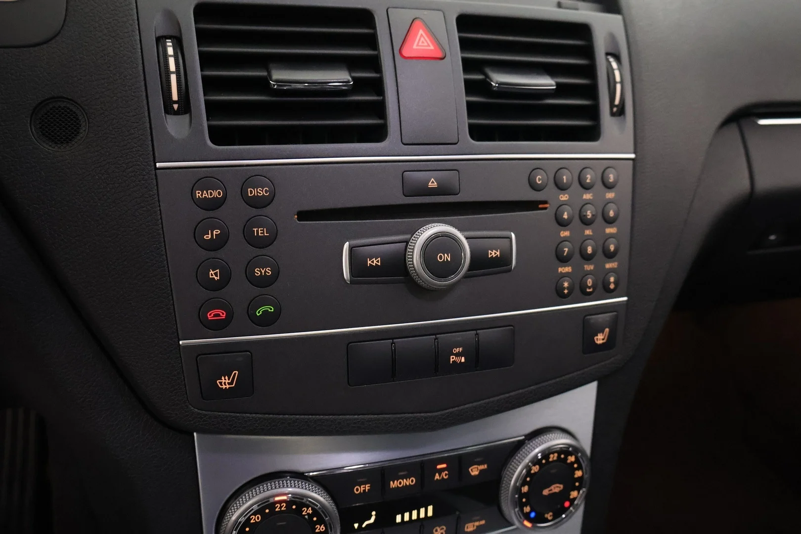 Car Image - 5VdjMLFr3yRQk3UhU4fY8A