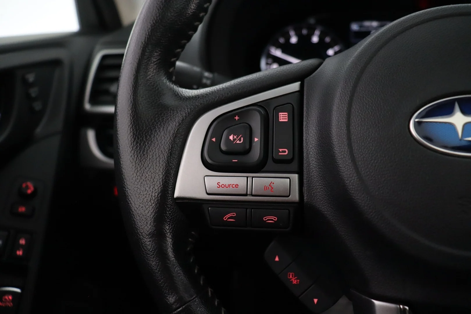 Car Image - 55PWxvxqSikE8RfGLmIEXc