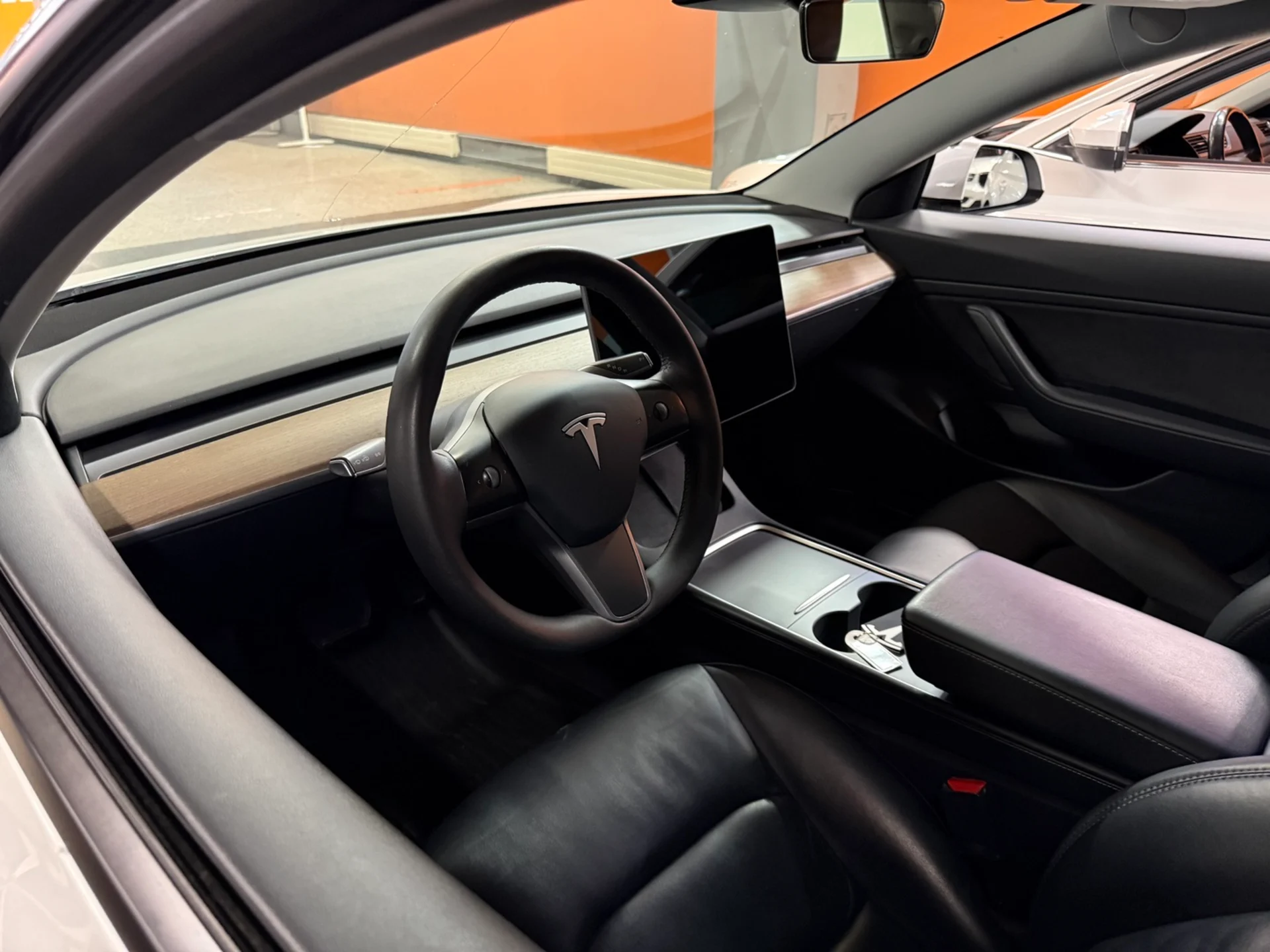 Car Image - 1Egoq0o8OFjXQPjhv63AnX