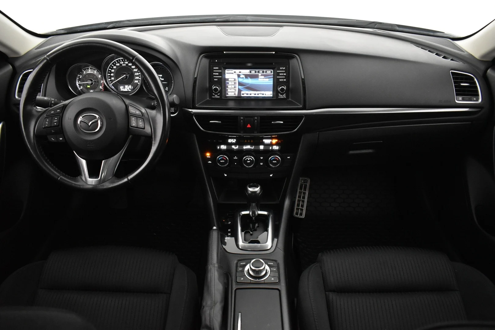 Car Image - 7jLjnRF8FNYhPa8hPbtxZ5