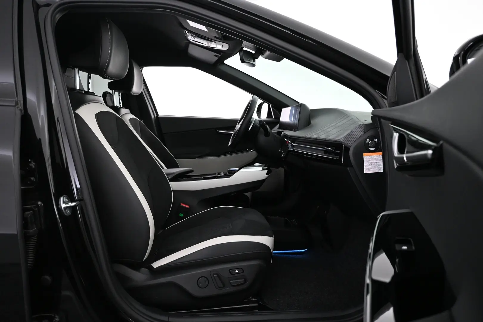 Car Image - 7KsANhpafynENdcmkaXJo5