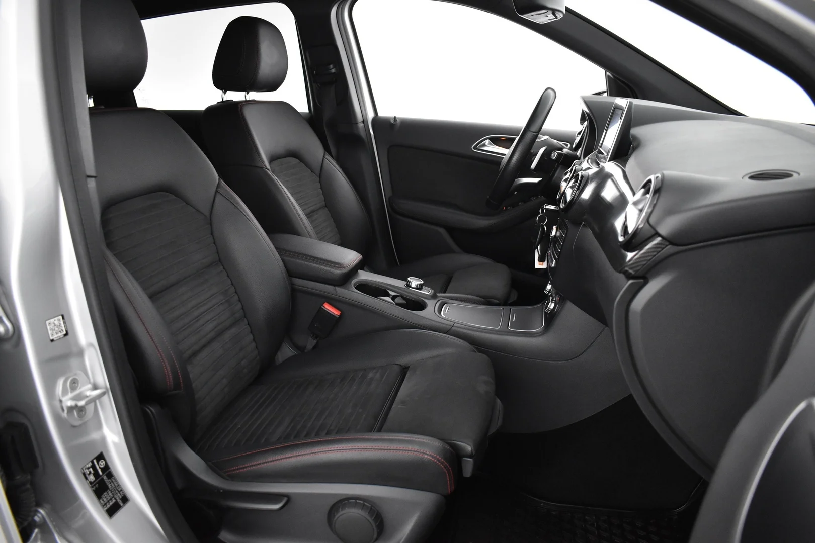 Car Image - 1RNuLlkskVLM3d1yKPpmMq